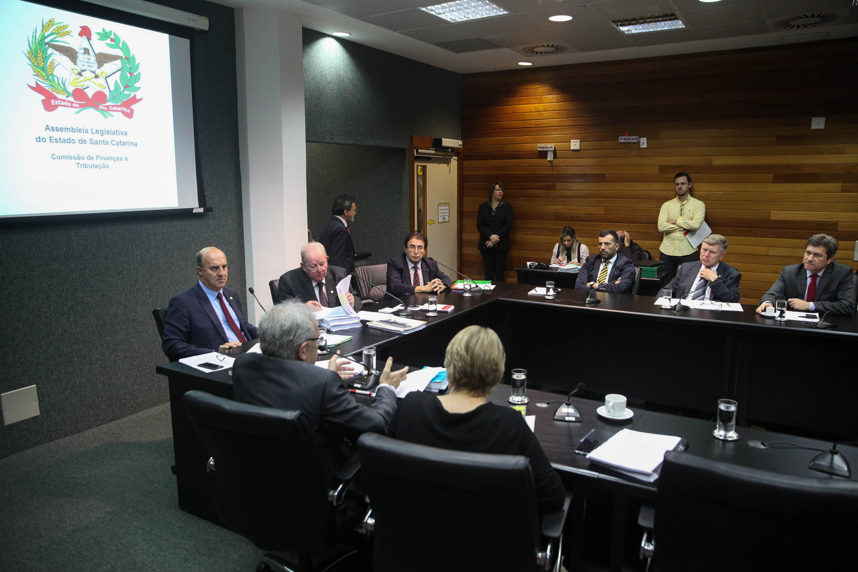 Comissão de Finanças e Tributação.