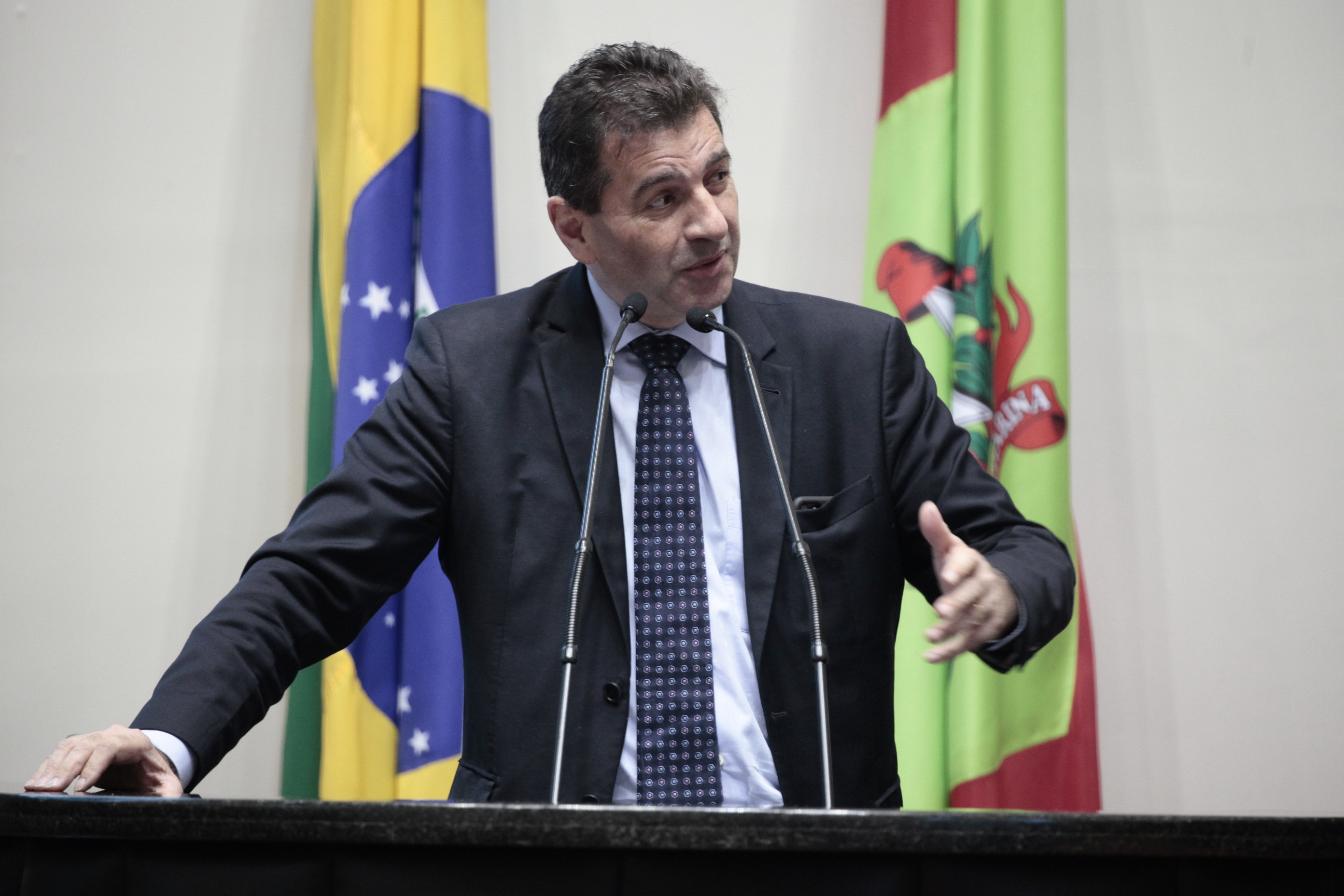 Deputado Valdir Cobalchini (PMDB). Sessão Ordinária.
