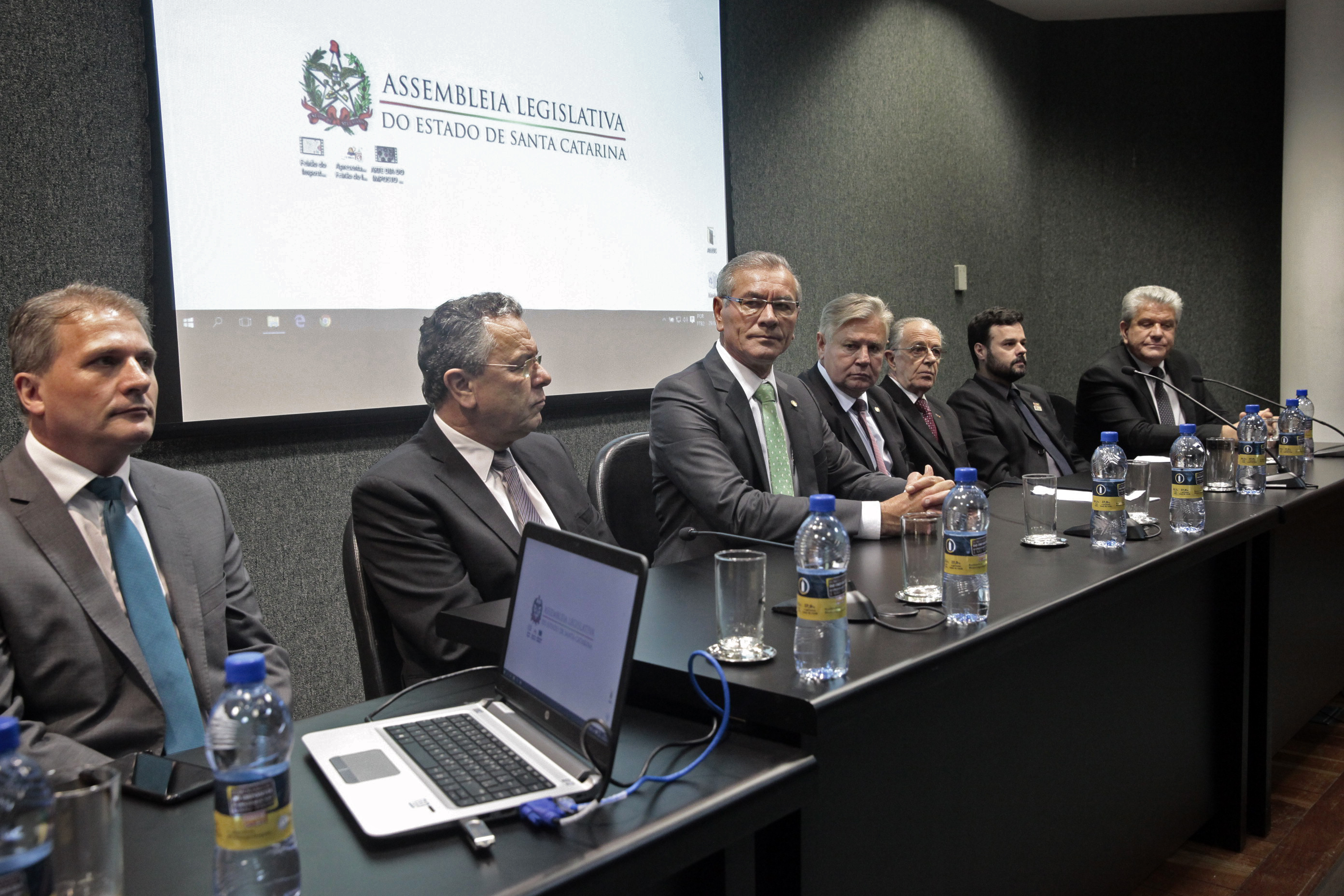 Lançamento do Dia Estadual Sem Imposto.