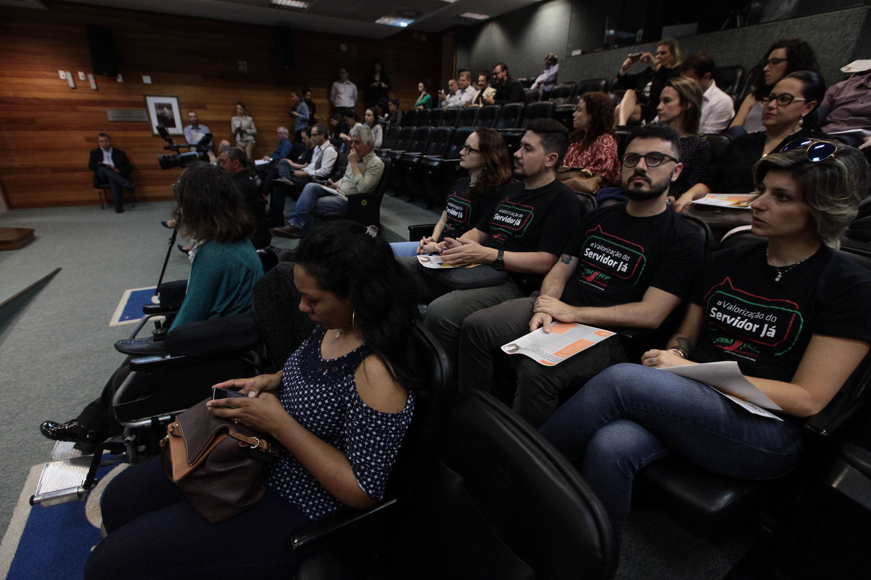 Comissão de Trabalho promove audiência pública para tratar do PLC 14.2/2016 que altera a Lei do Fundo de Reaparelhamento da Justiça.