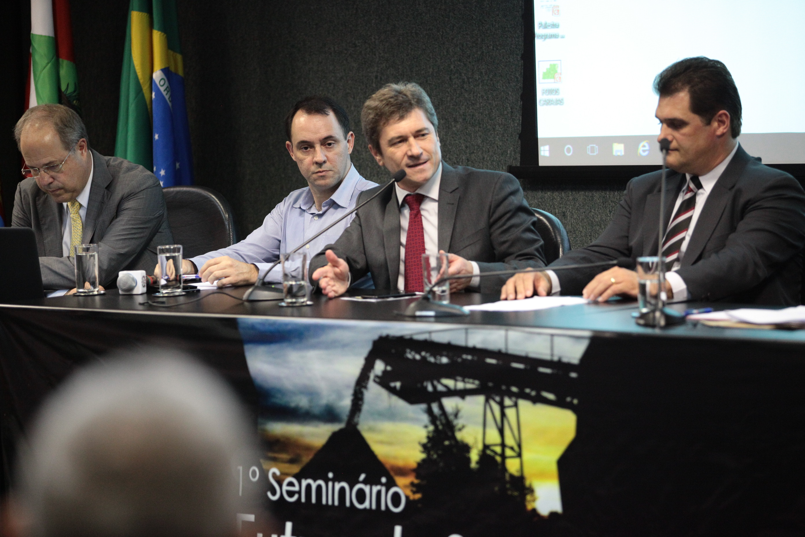 1º Seminário com o tema: O Futuro do Carvão em Santa Catarina