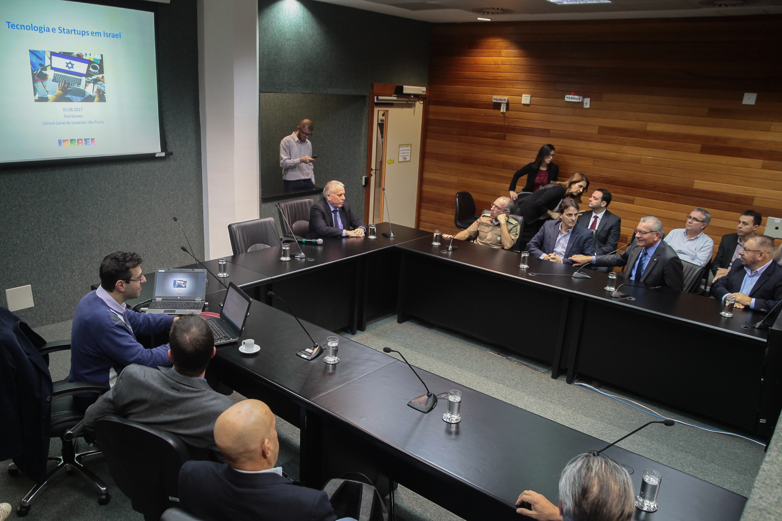 Visita do Cônsul Geral de Israel.