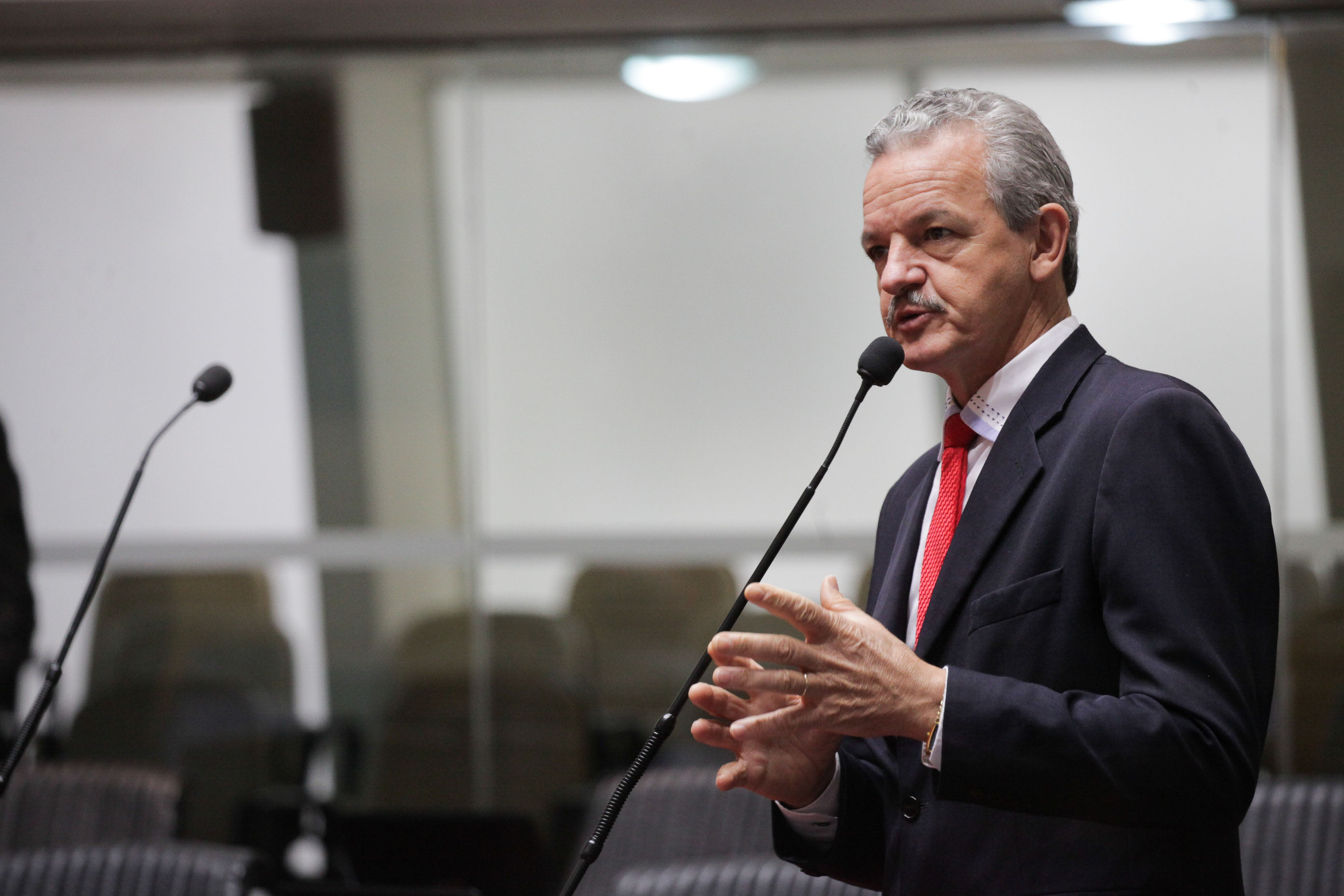 Deputado Dirceu Dresch (PT). Sessão Ordinária.