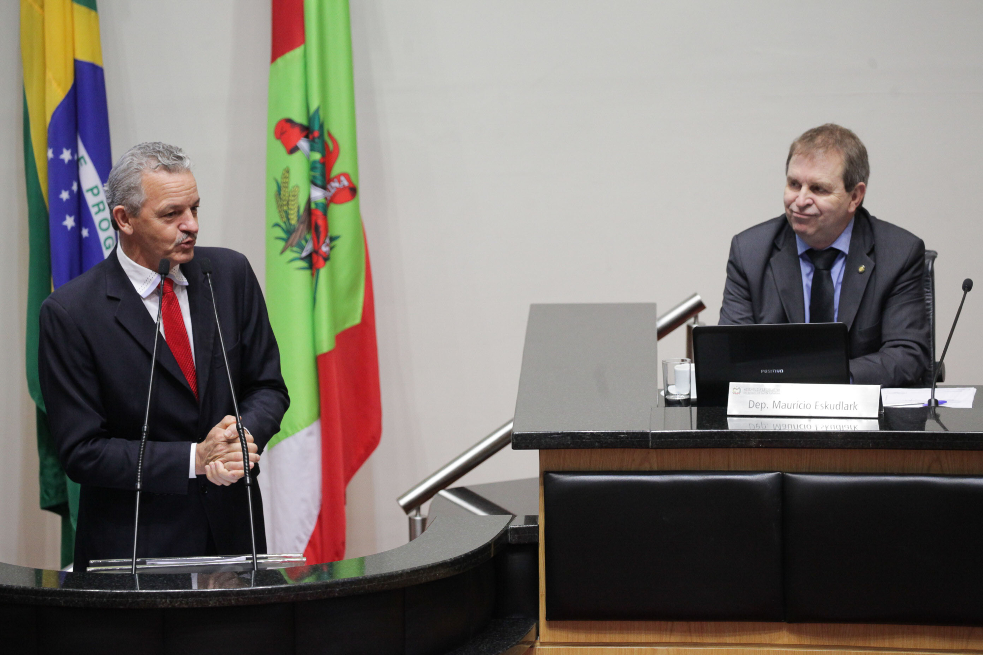 Pronunciamentos dos deputados na sessão desta quinta (31)
