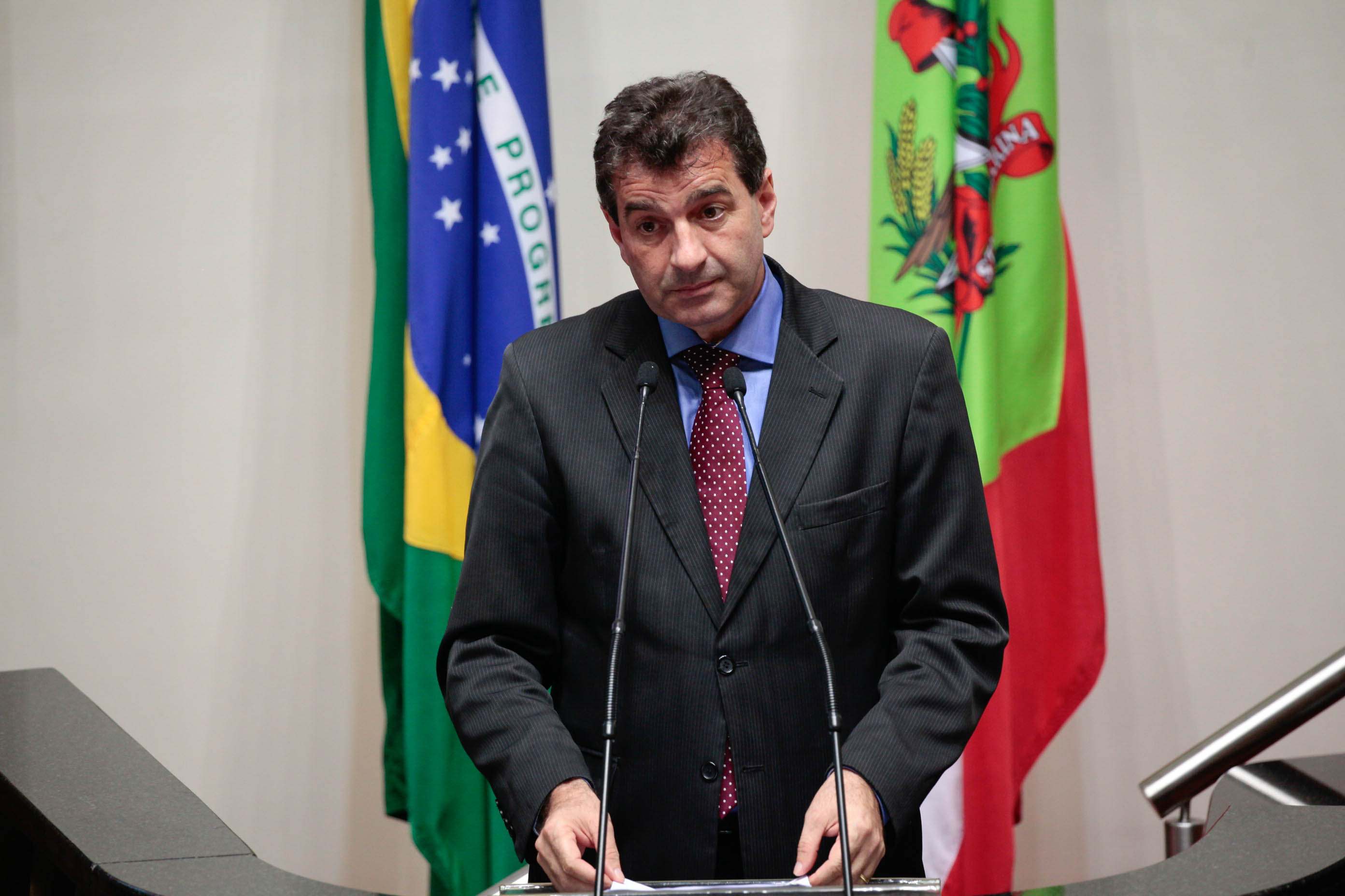 Deputado Valdir Cobalchini (PMDB). Sessão Ordinária.
