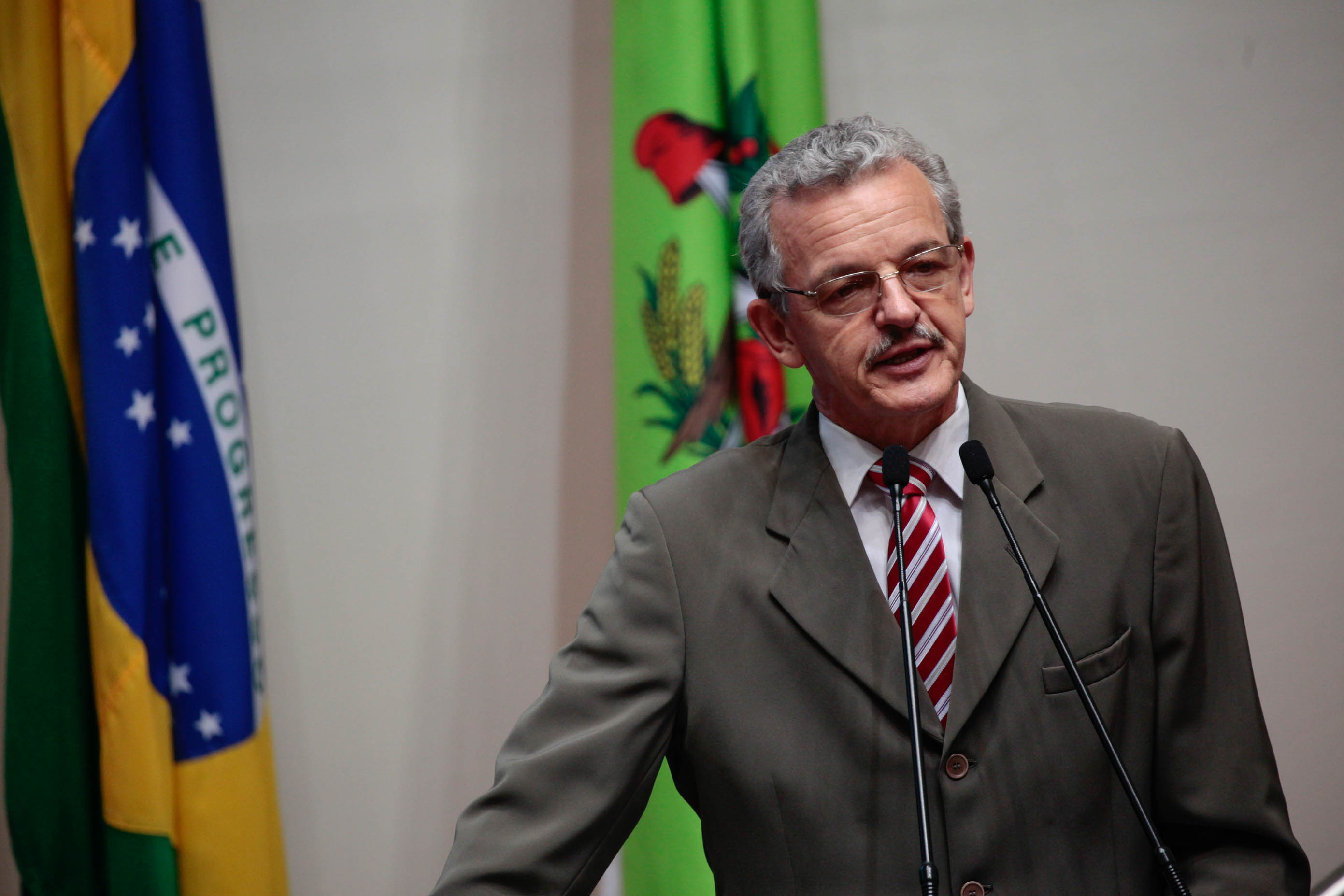 Deputado Dirceu Dresch (PT). Sessão Ordinária.