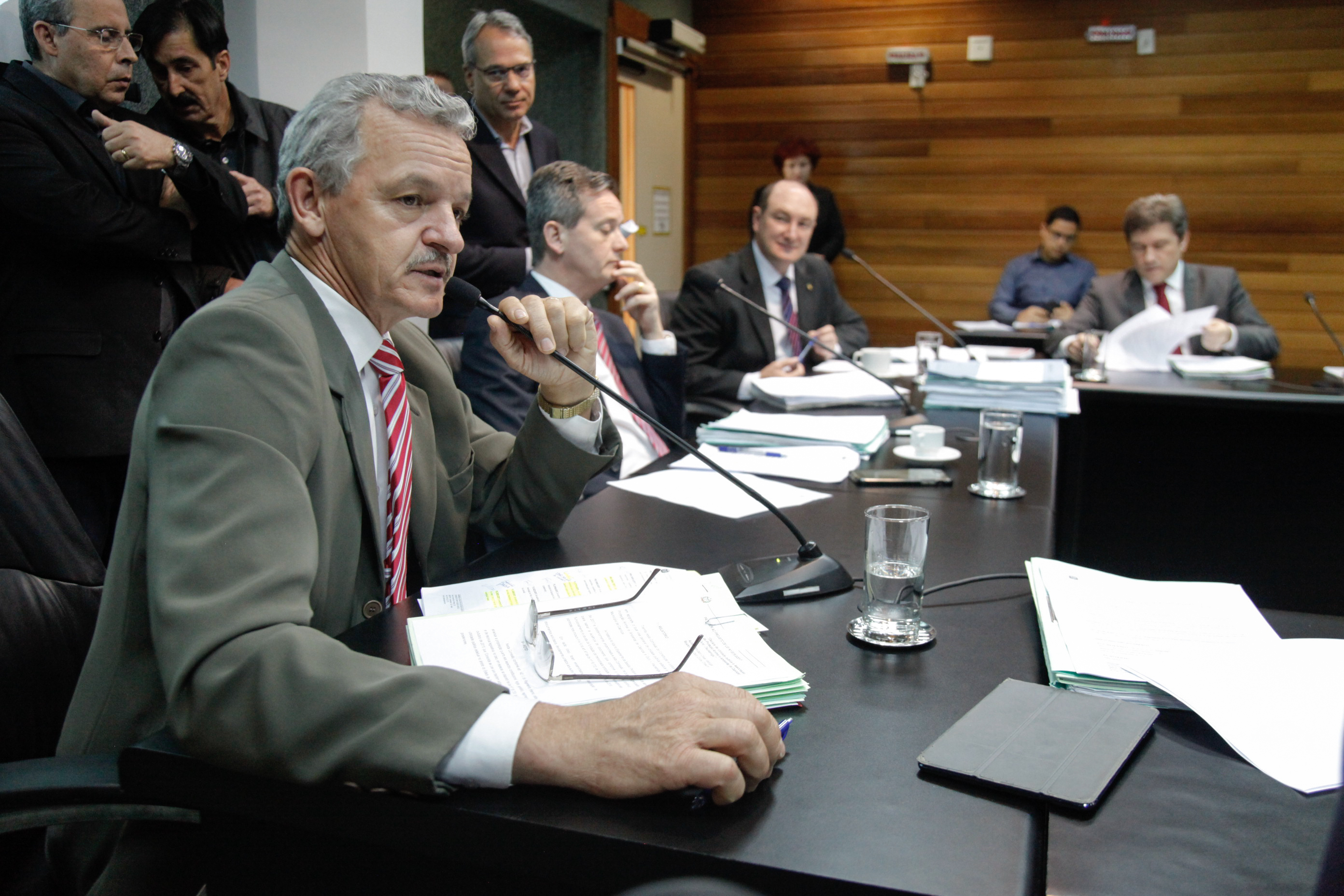 Deputado Dirceu Dresch (PT). Comissão de Constituição e Justiça.