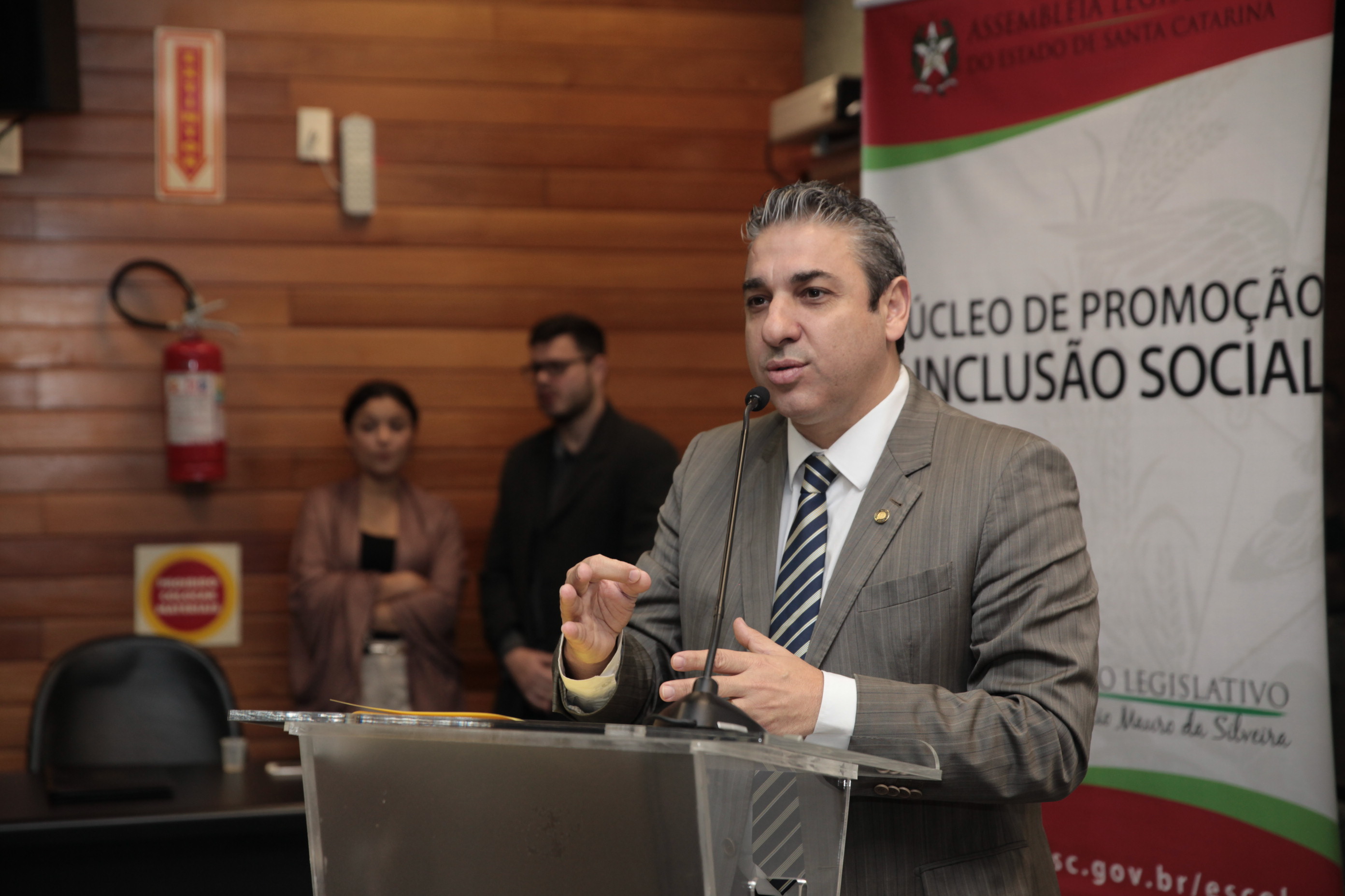 Seminário Sobre a Lei do Marco Regulatório.