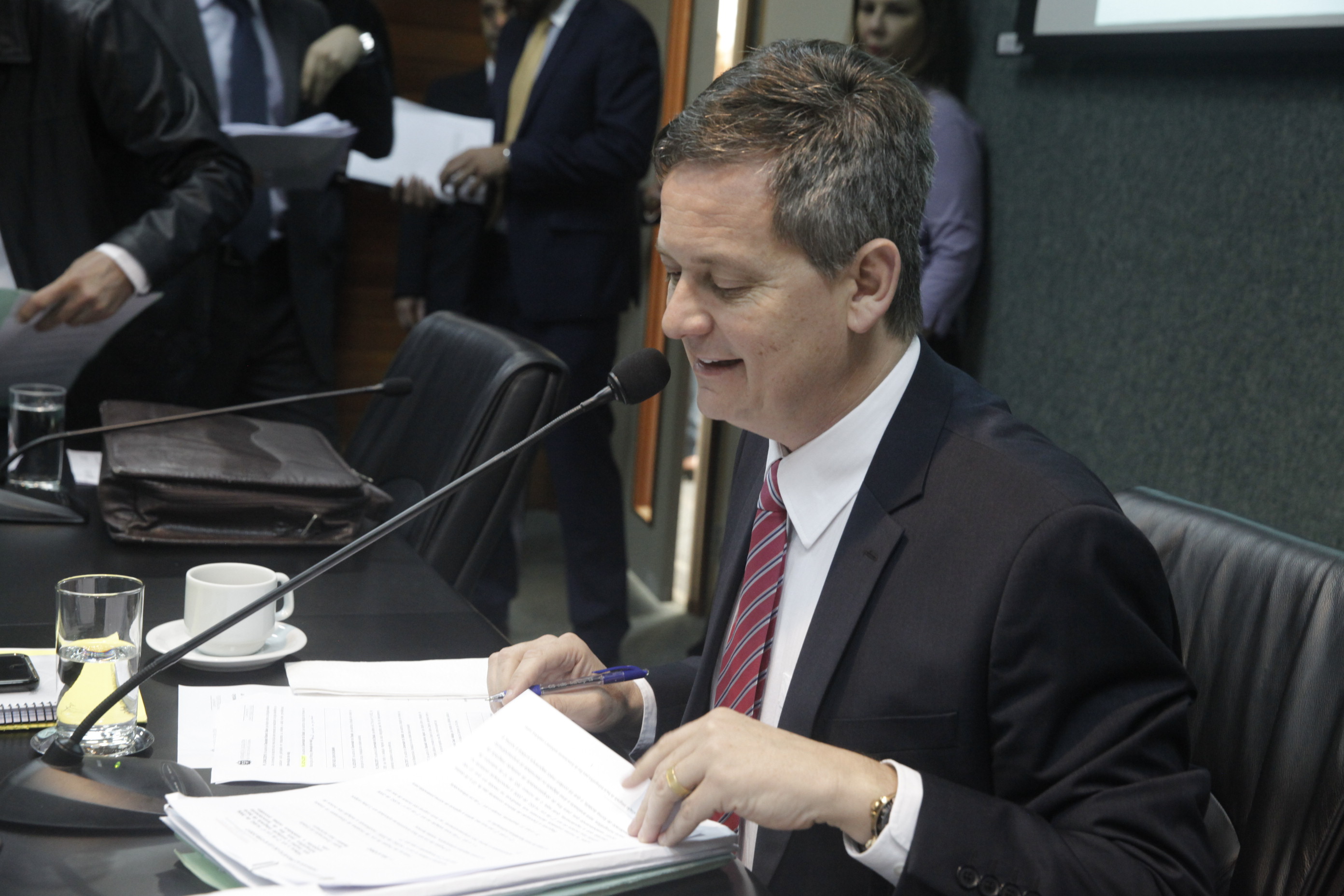 Comissão de Constituição e Justiça.