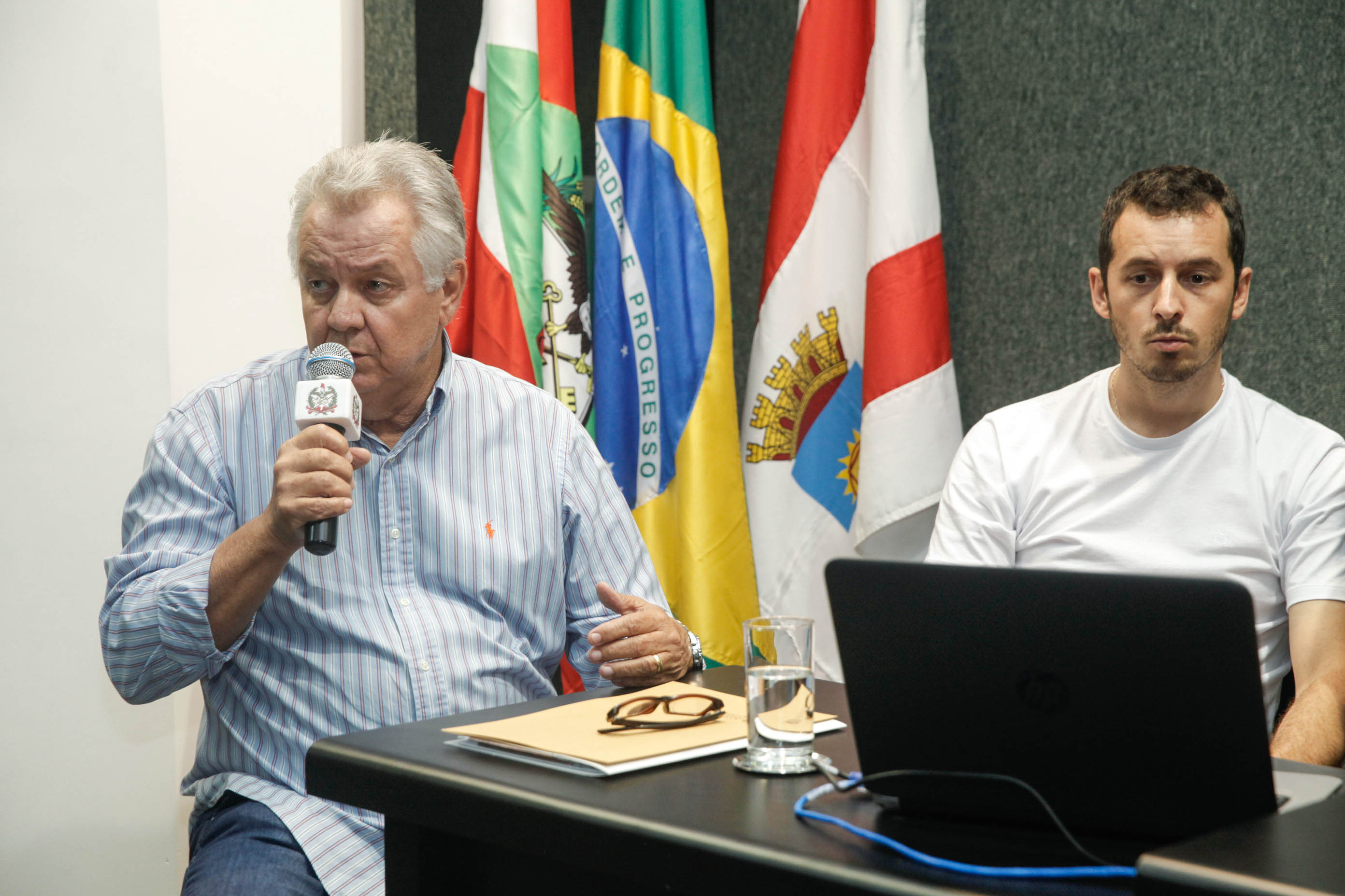 Audiência Pública Sobre Obras de Acesso ao Aeroporto Hercílio Luz.