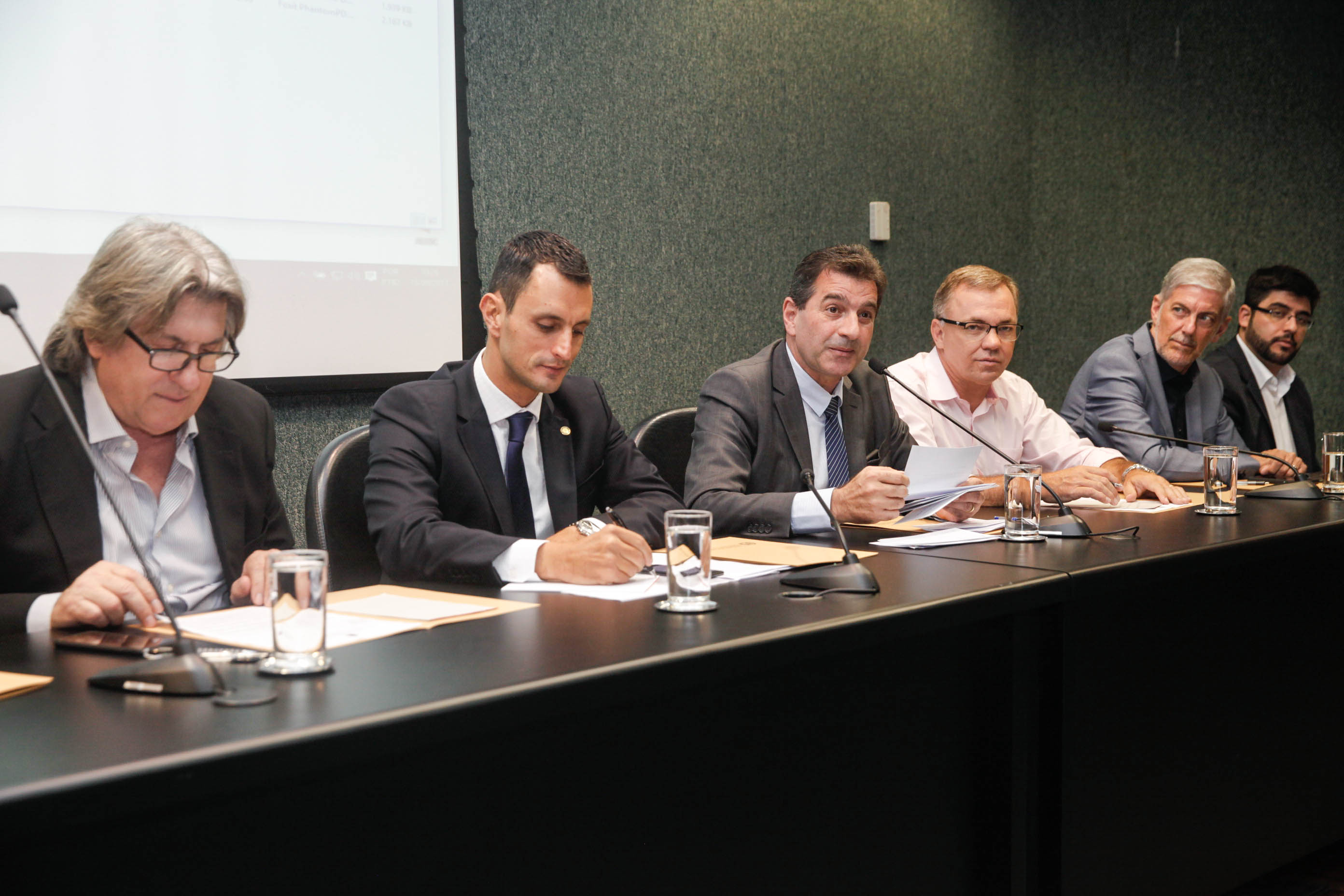 Audiência Pública Sobre Obras de Acesso ao Aeroporto Hercílio Luz
