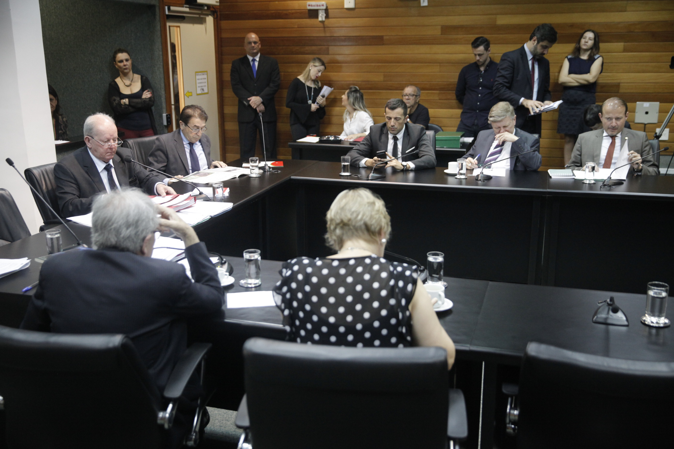 Comissão de Finanças e Tributação.