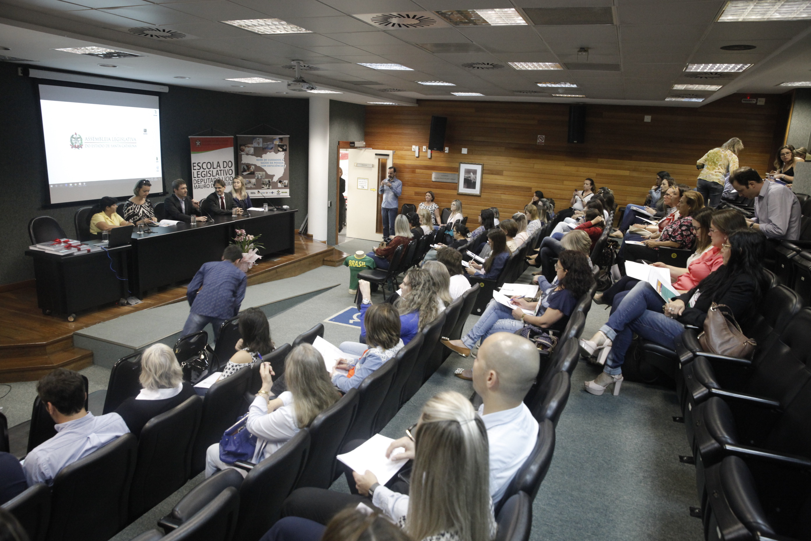 Oficina de Capacitação de Pessoas com Ostomas Intestinais ou Urinárias