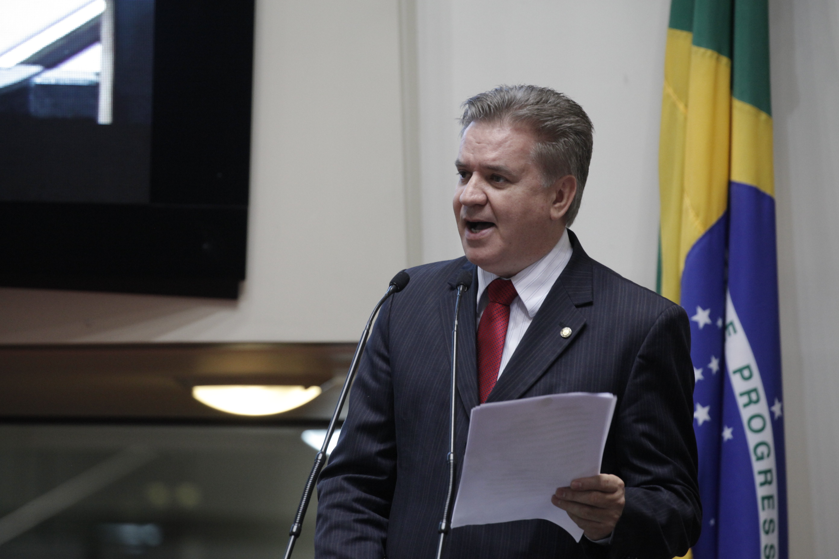 Deputado César Valduga (PCdoB)
