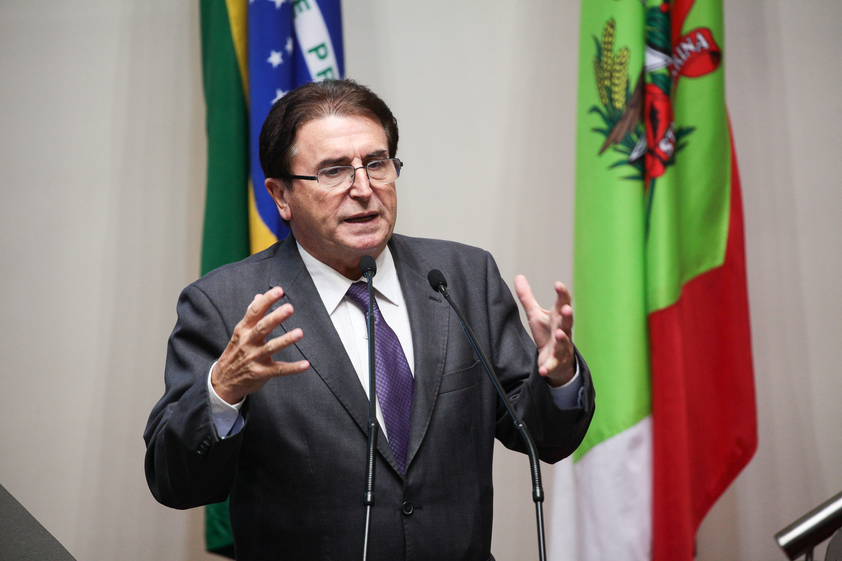 Deputado Antônio Aguiar (PMDB). Sessão Ordinária.