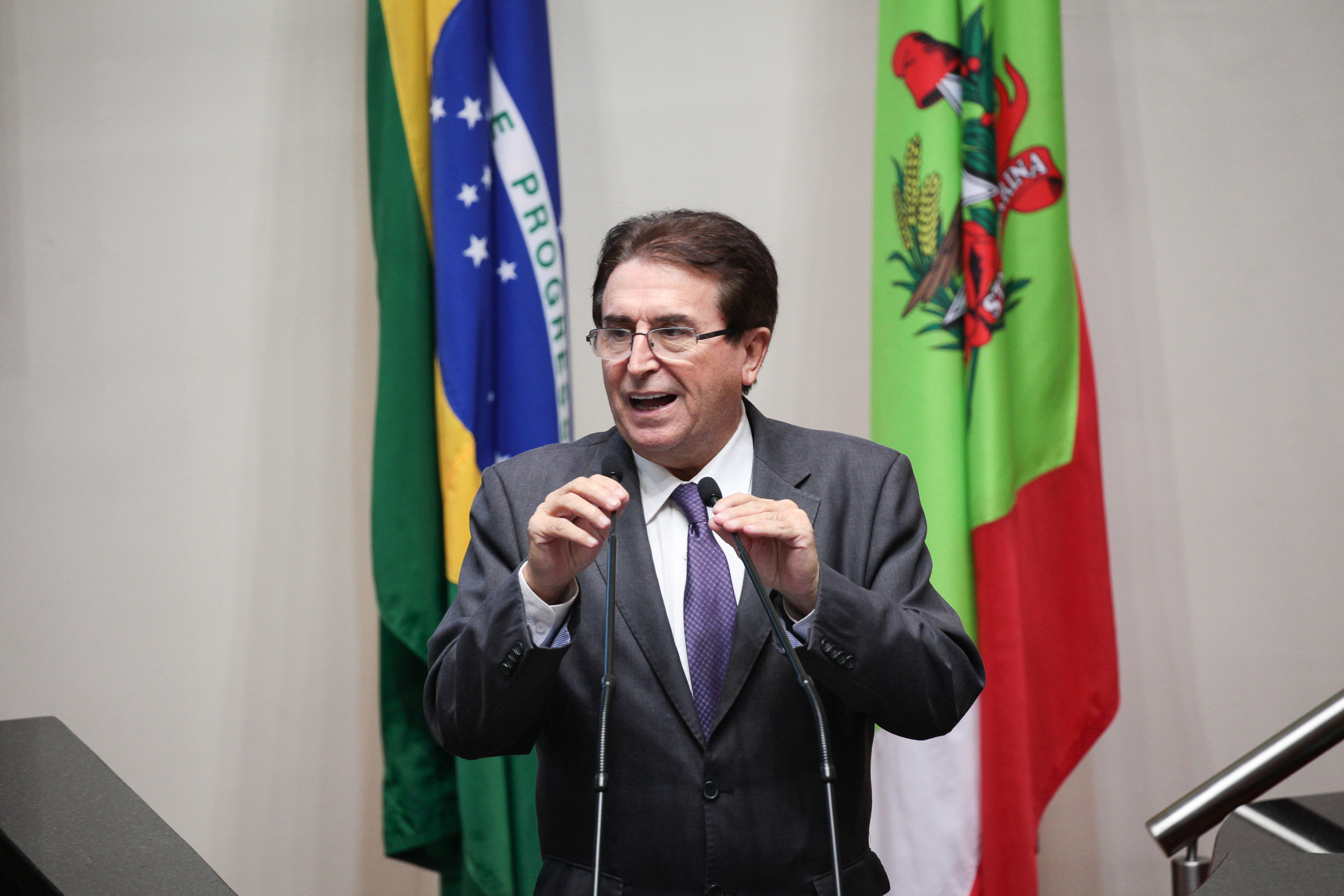 Deputado Antônio Aguiar (PMDB). Sessão Ordinária.