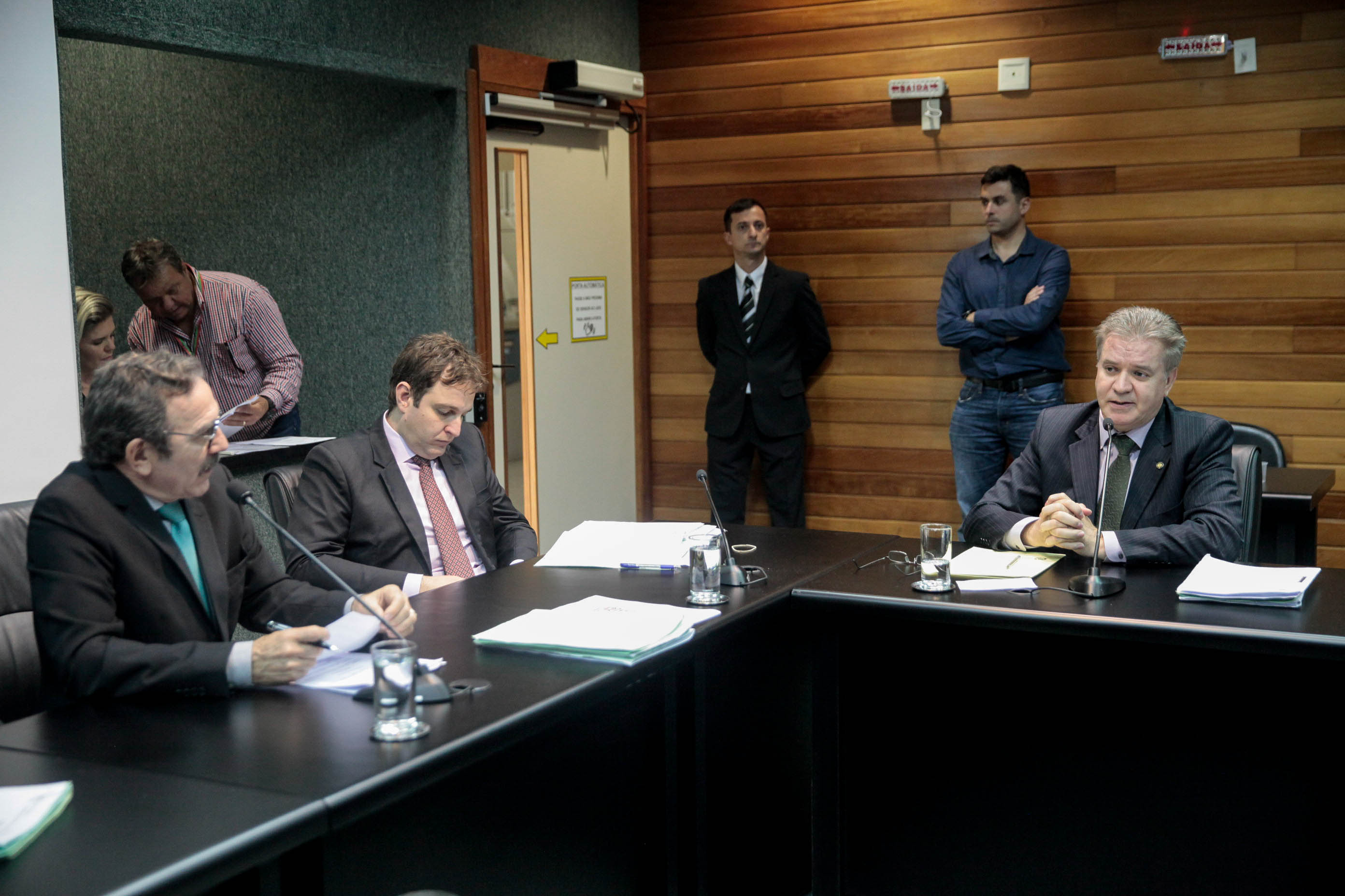 Comissão de Trabalho, Administração e Serviços Públicos.