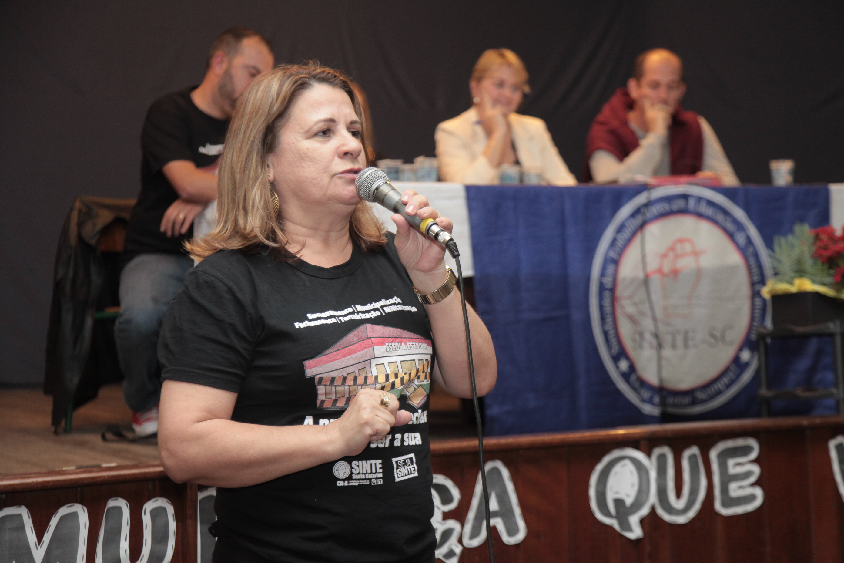 Audiência Pública da Comissão de Educação sobre a Municipalização das Escolas da Regional de Criciúma/SC.