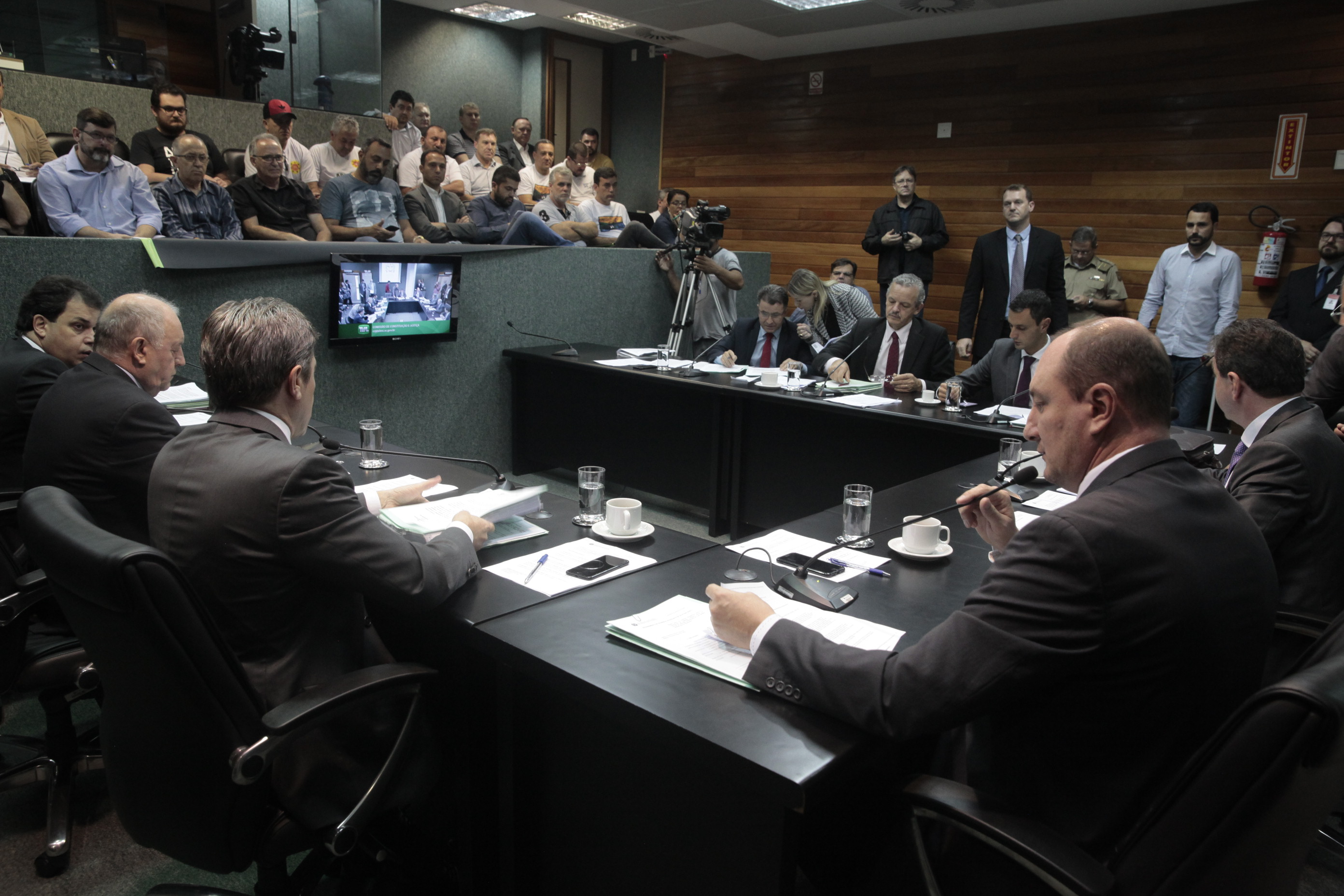 Comissão de Constituição e Justiça