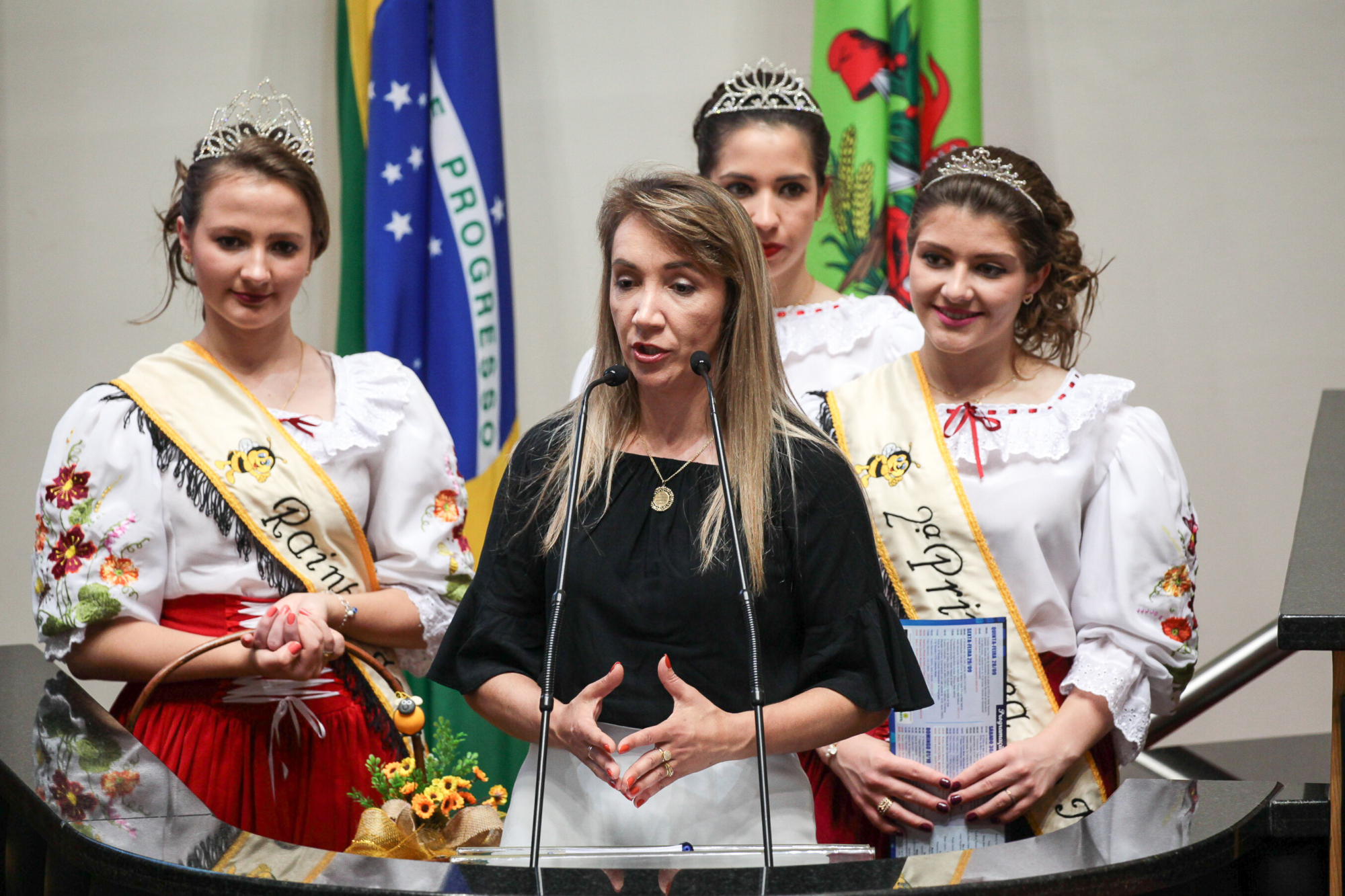 Festa Regional do Mel de Santa Terezinha começa dia 28 de setembro