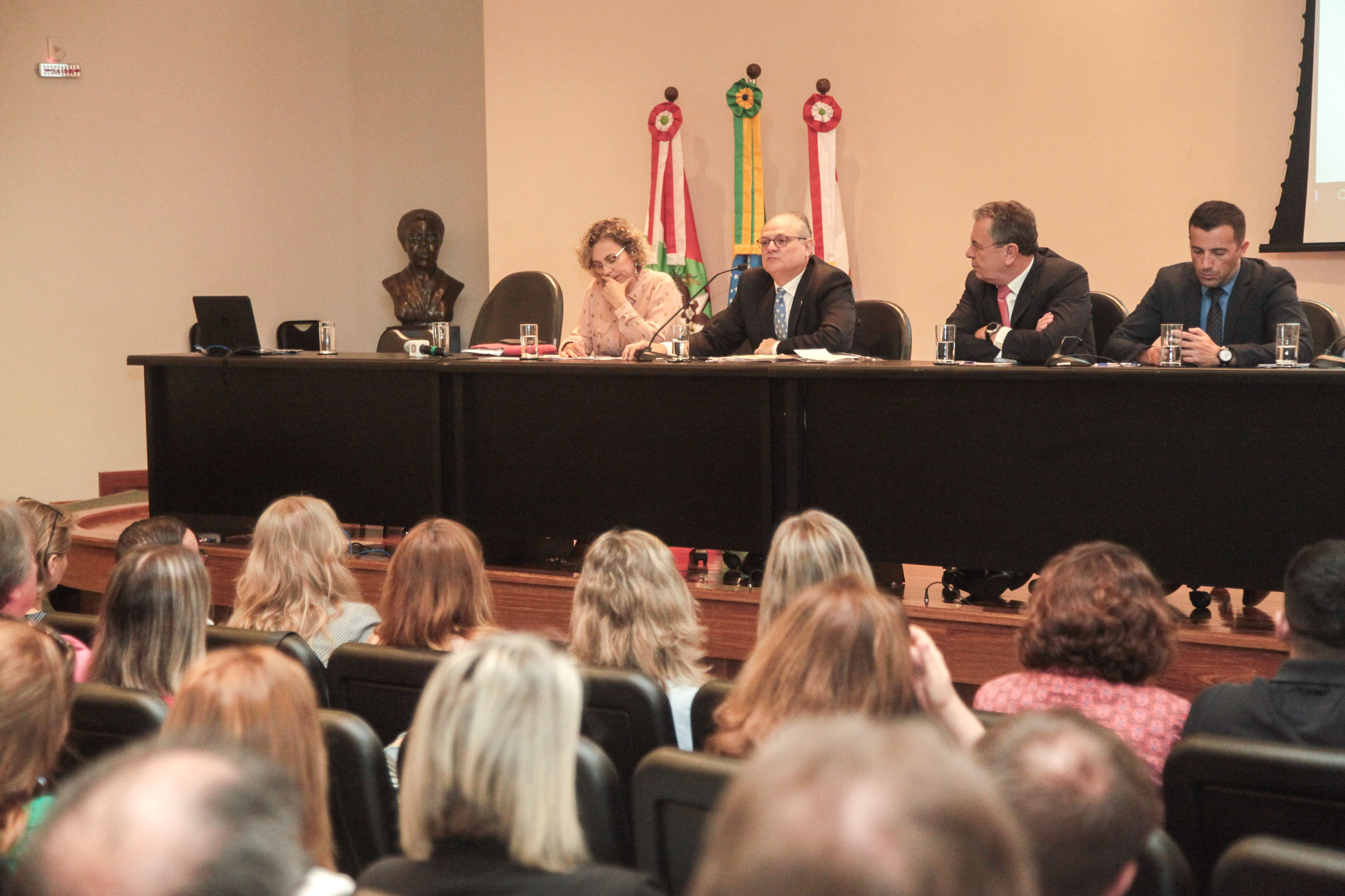 Audiência Pública Sobre o Repasse de Recursos da Secretaria de Saúde.