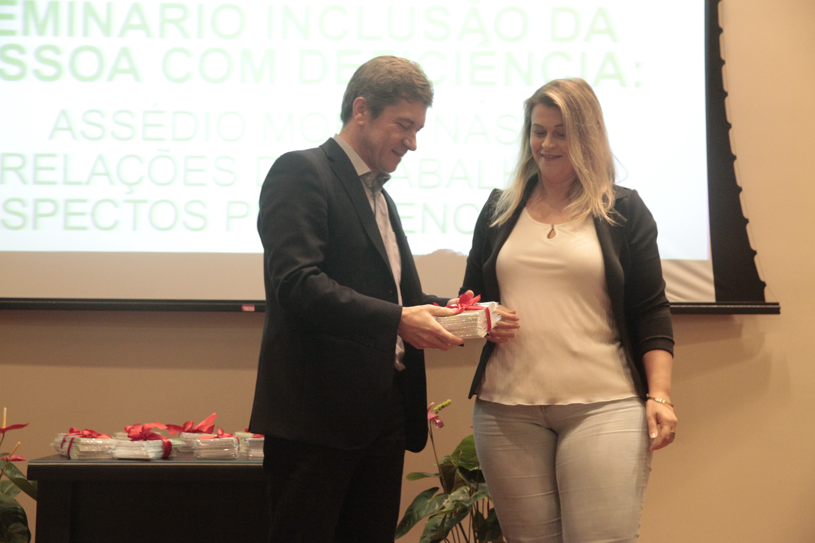 Seminário de Pessoas com Deficiência.