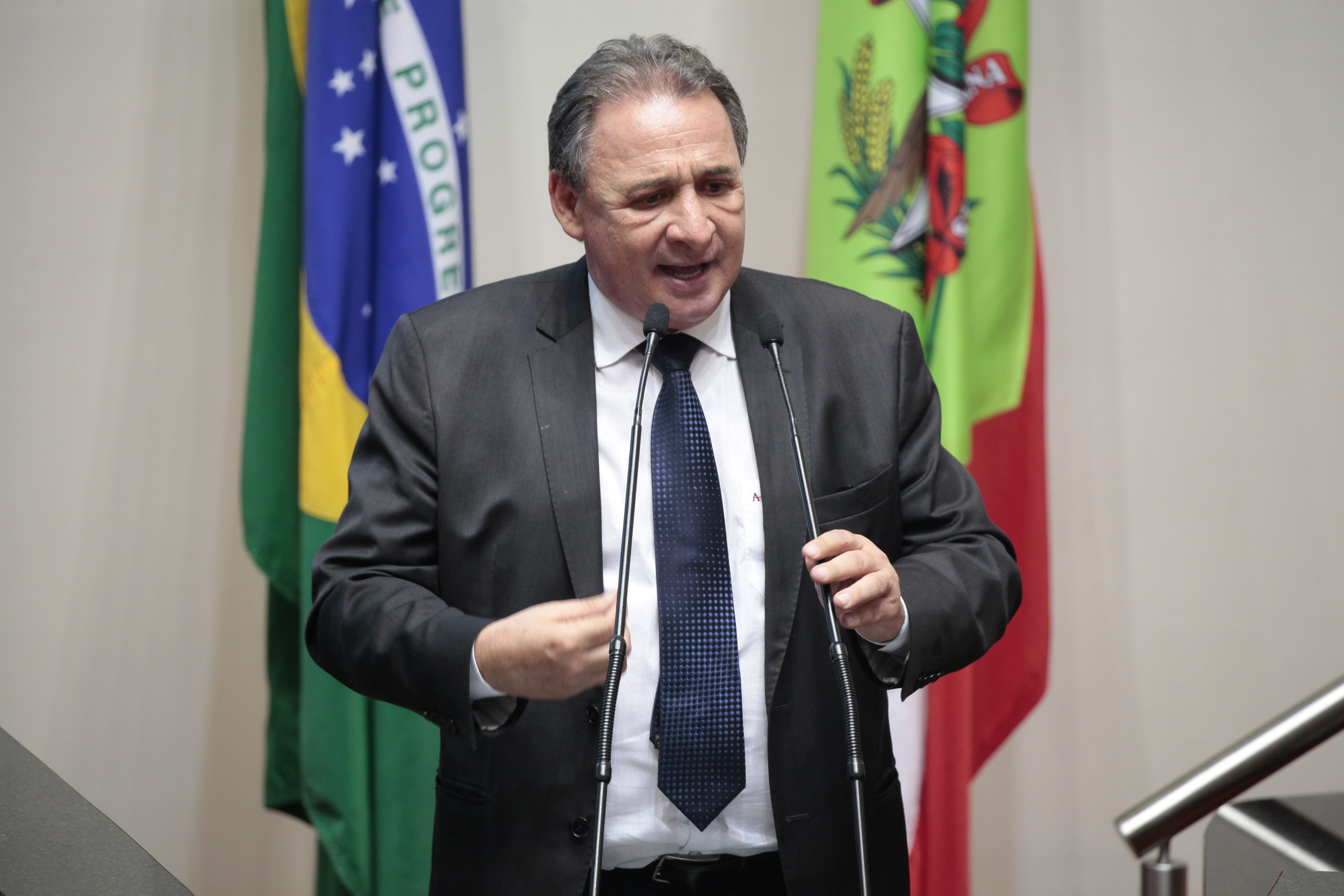 Deputado Dóia Guglielmi (PSDB). Sessão Ordinária.