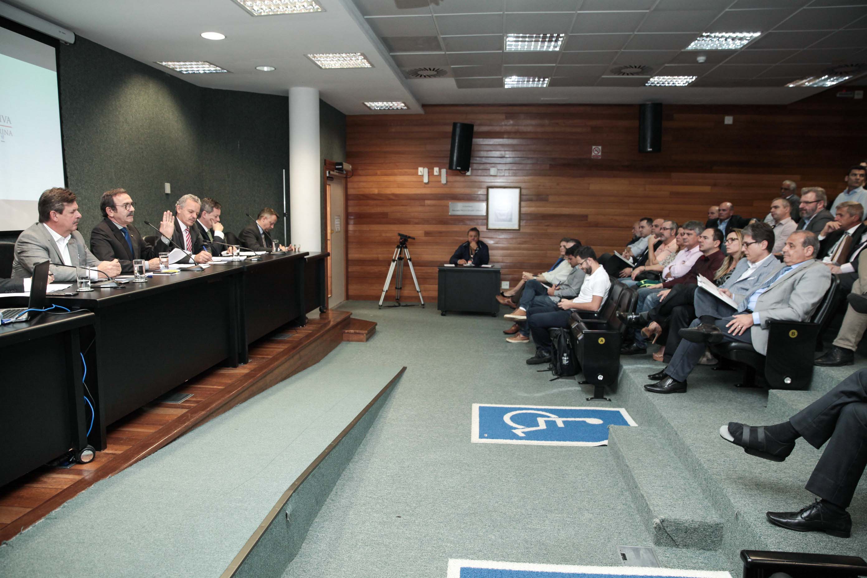 Audiência Pública Sobre os Critérios Técnicos do Badesc e o Assédio Moral.
