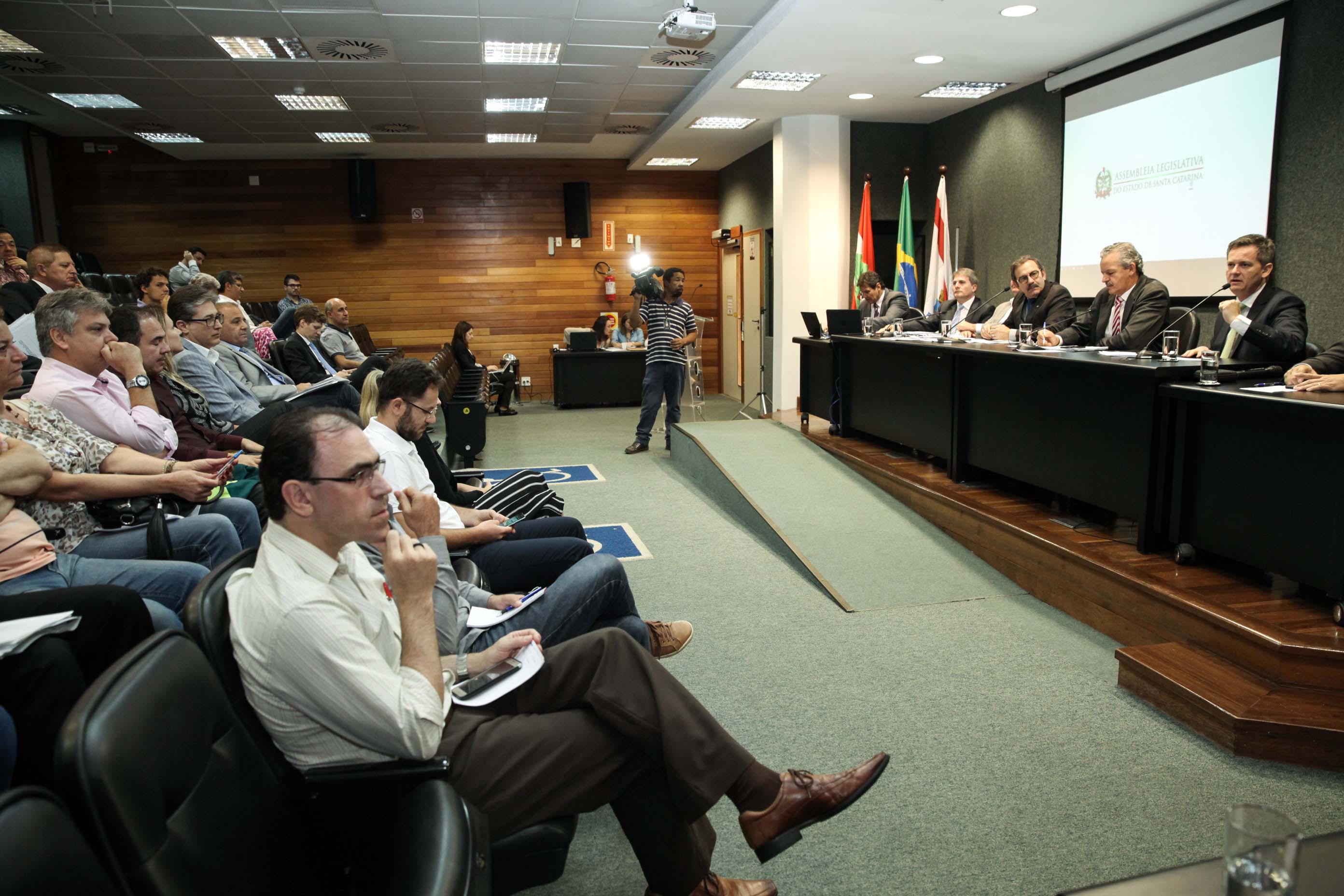 Audiência Pública Sobre os Critérios Técnicos do Badesc e o Assédio Moral.