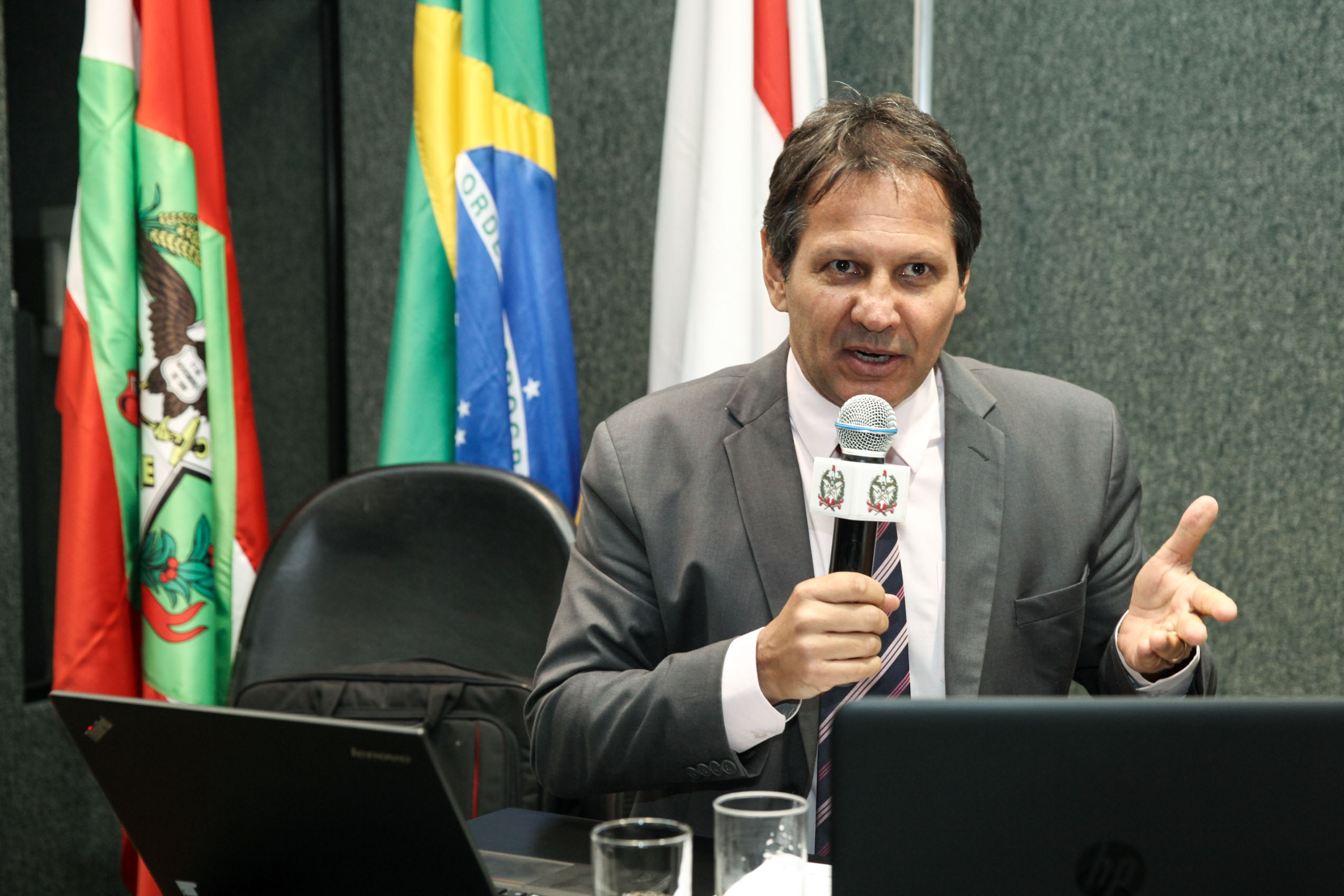 Audiência Pública Sobre os Critérios Técnicos do Badesc e o Assédio Moral.