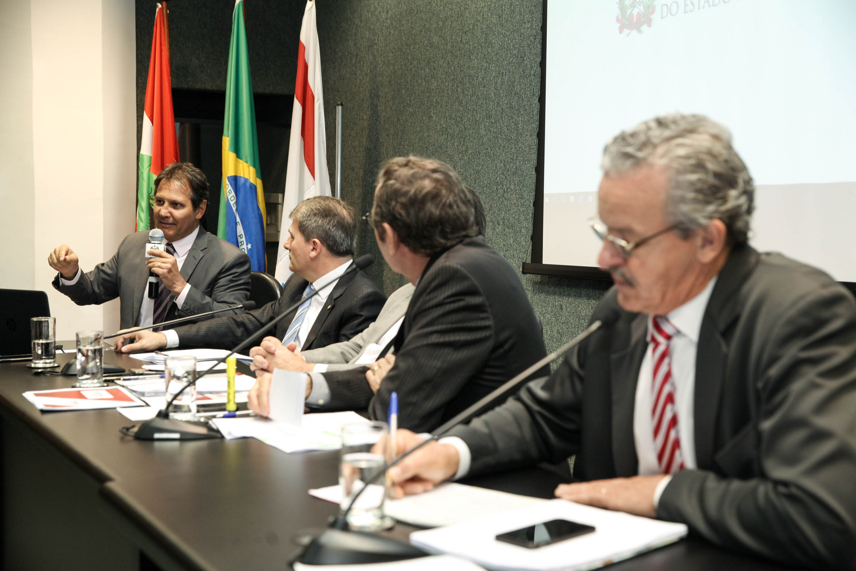 Audiência Pública Sobre os Critérios Técnicos do Badesc e o Assédio Moral.