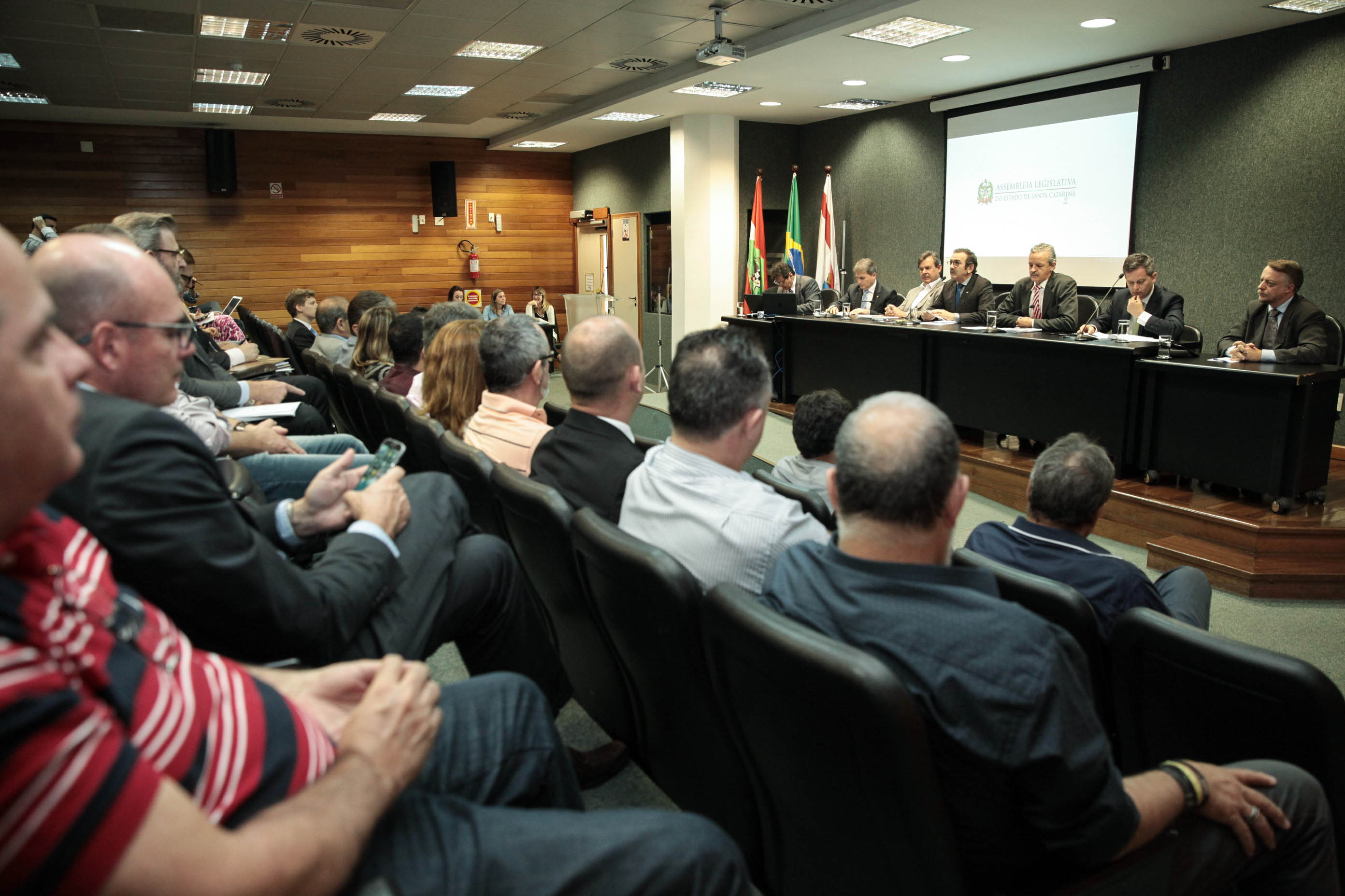 Audiência Pública Sobre os Critérios Técnicos do Badesc e o Assédio Moral