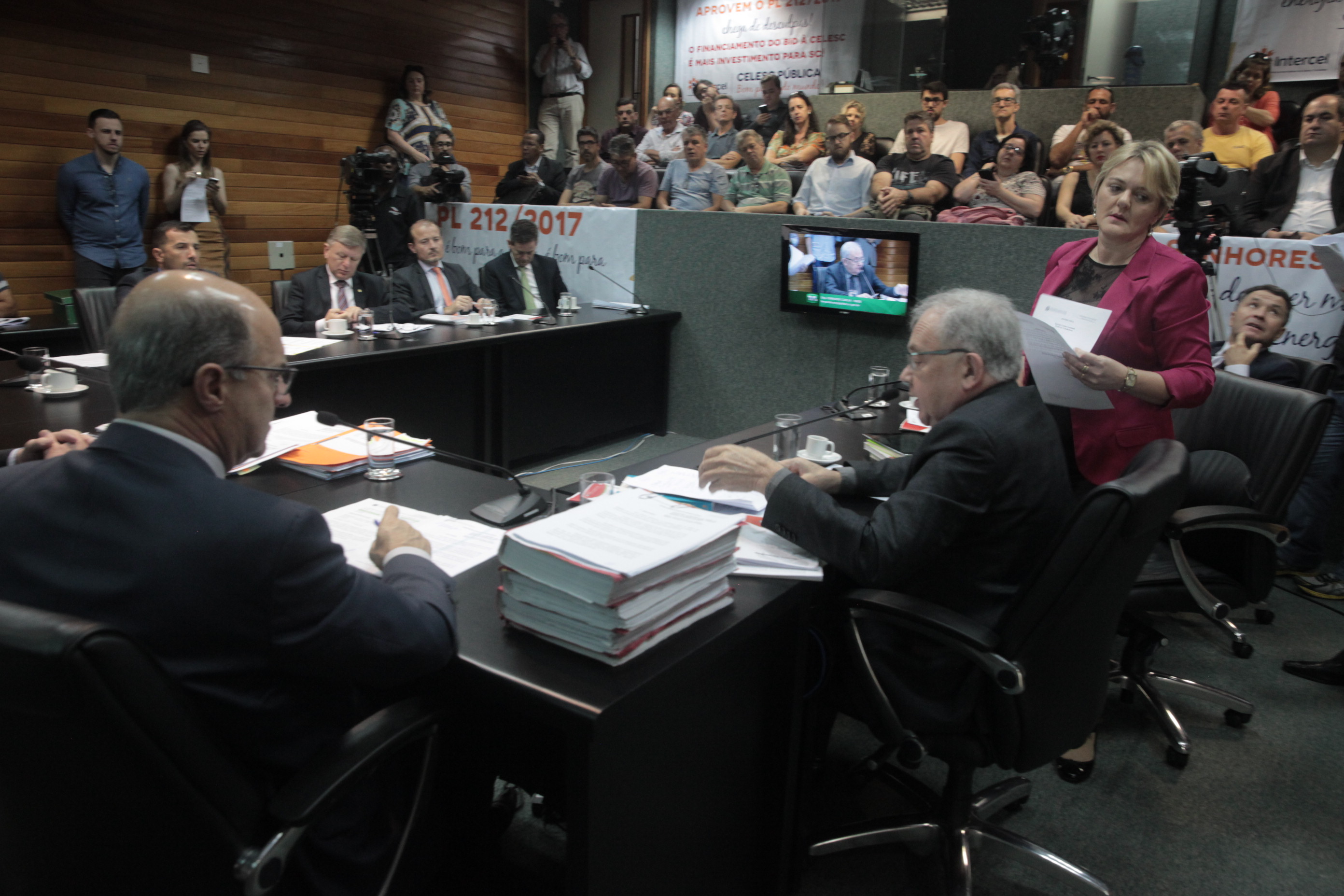 Comissão de Finanças.