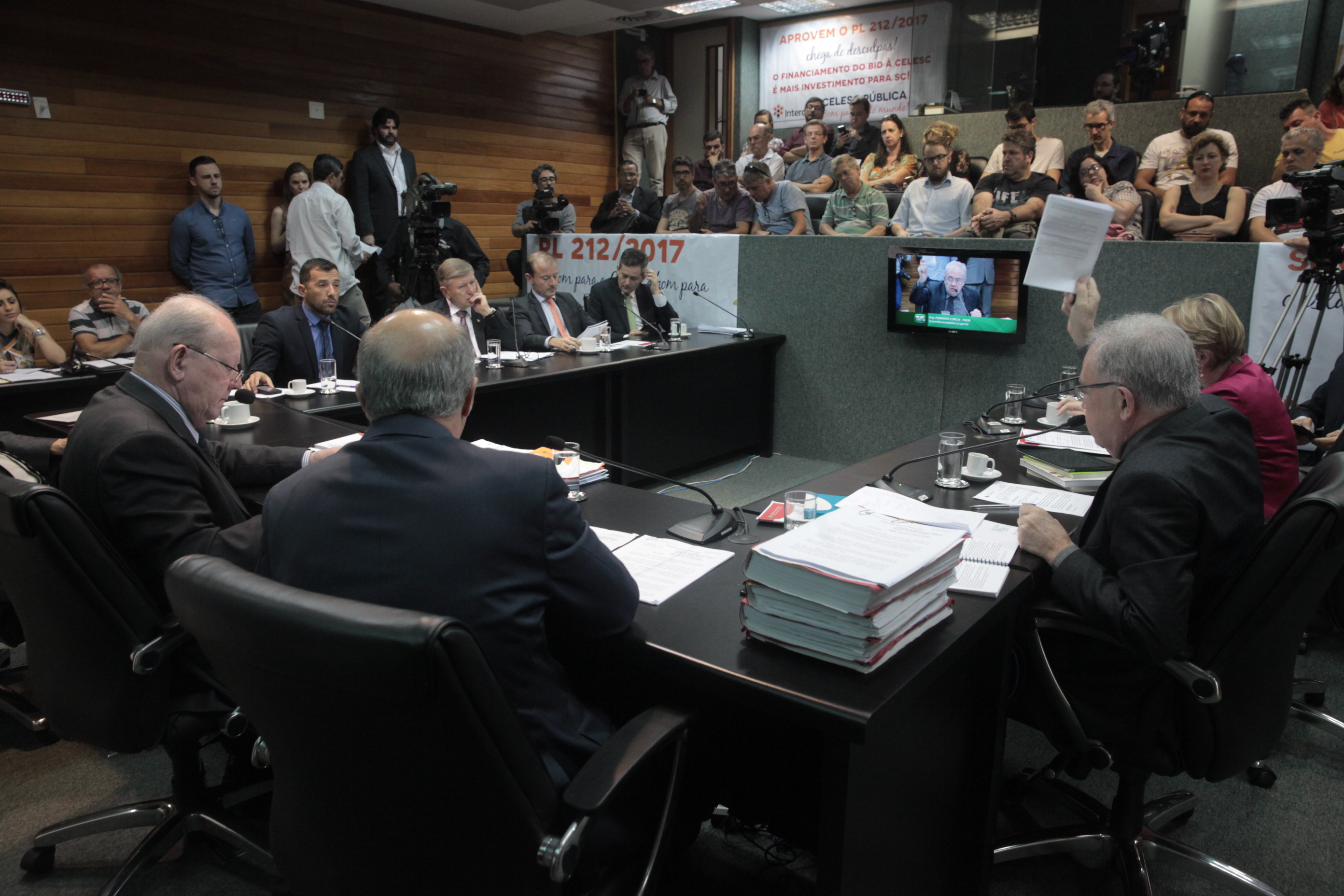 Comissão de Finanças.