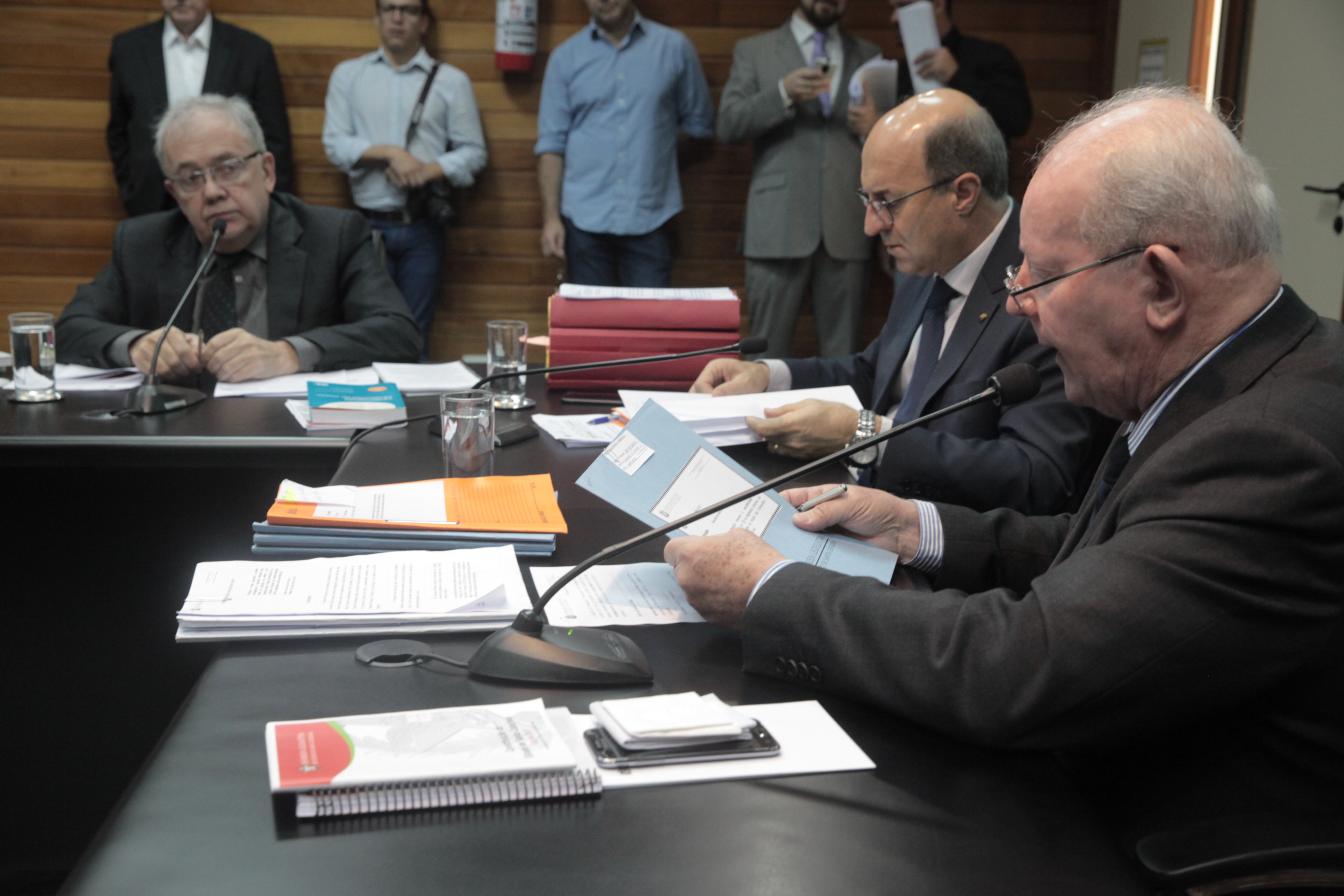 Comissão de Finanças.