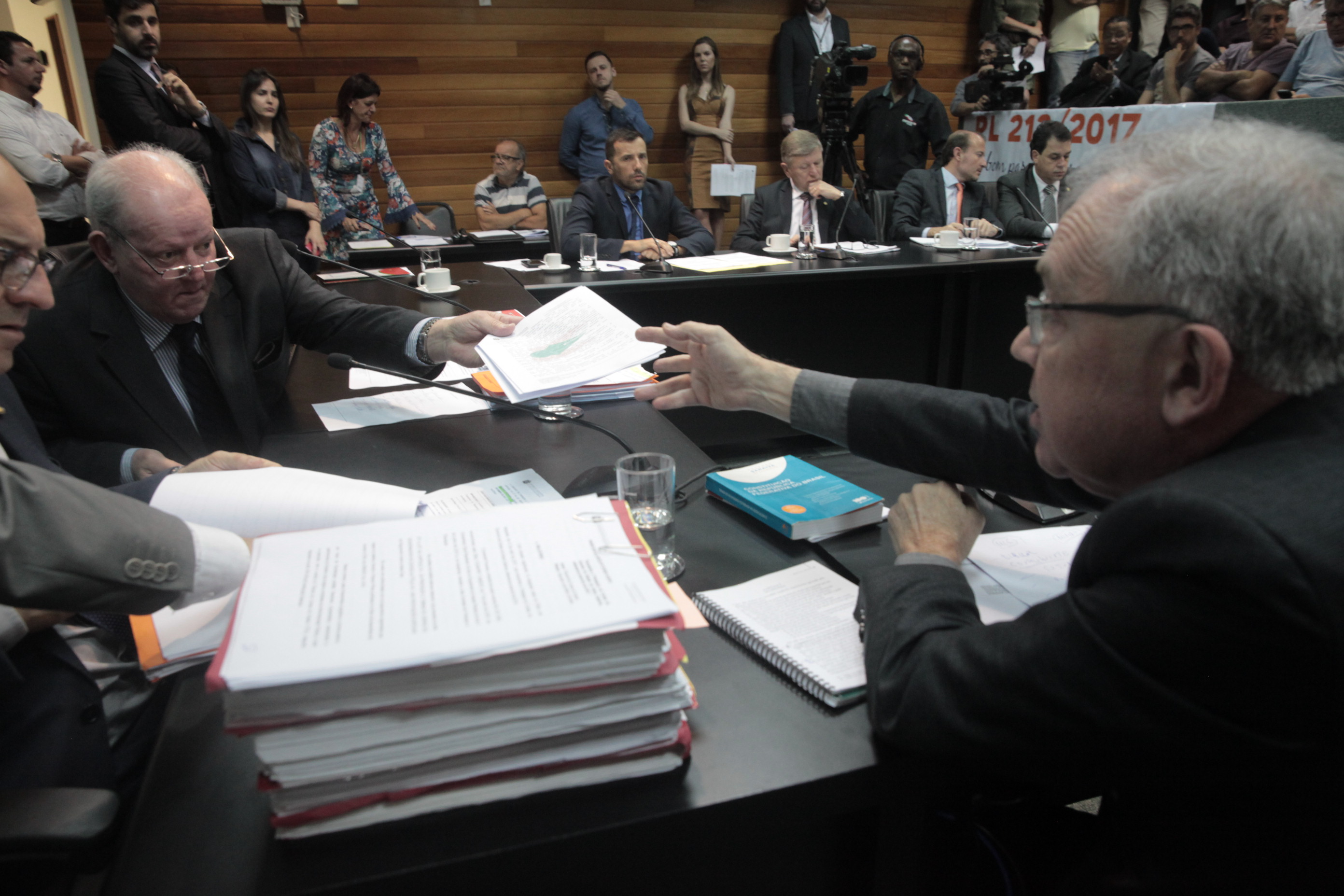 Comissão de Finanças.