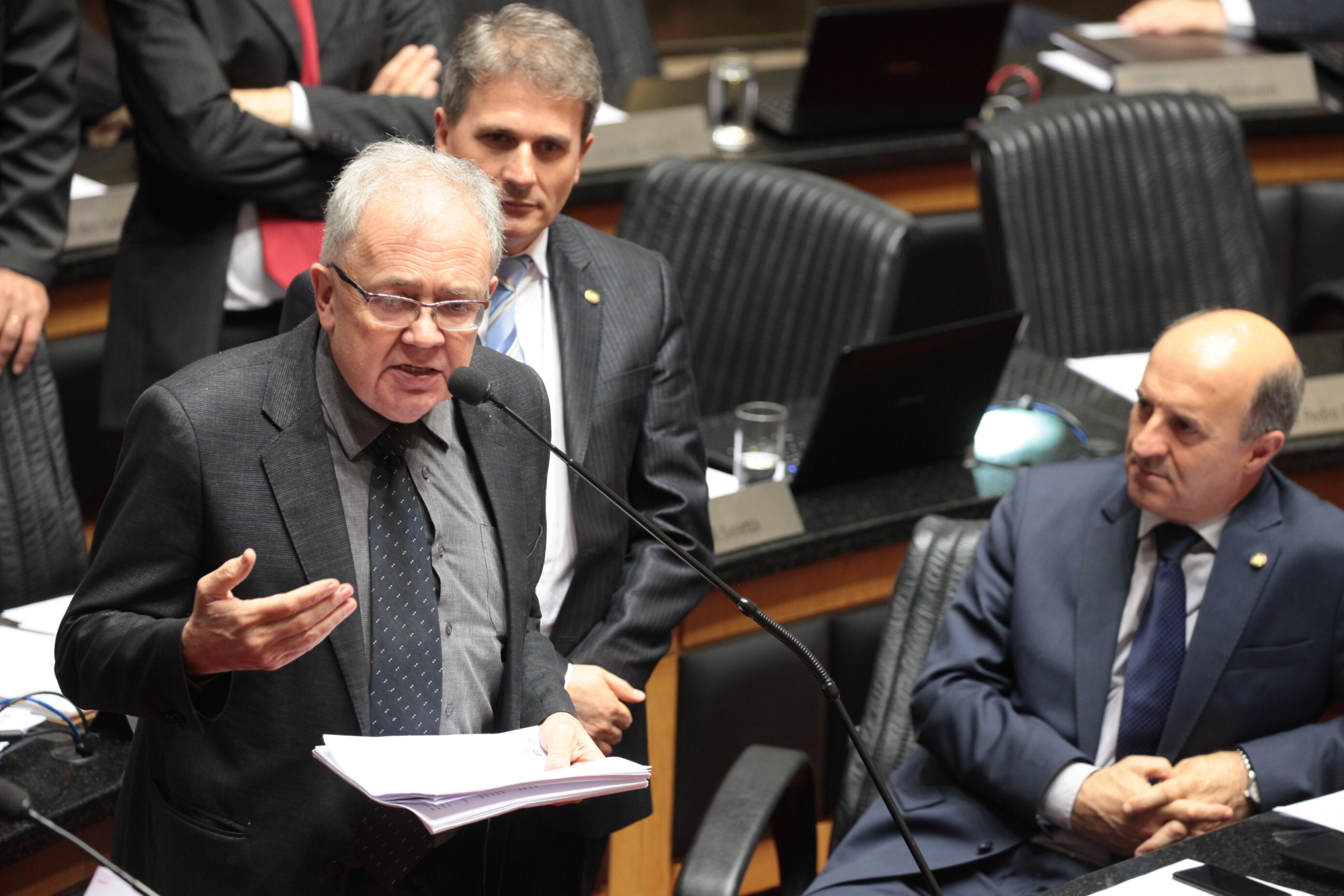 Assembleia estuda alteração na análise de emendas nas comissões