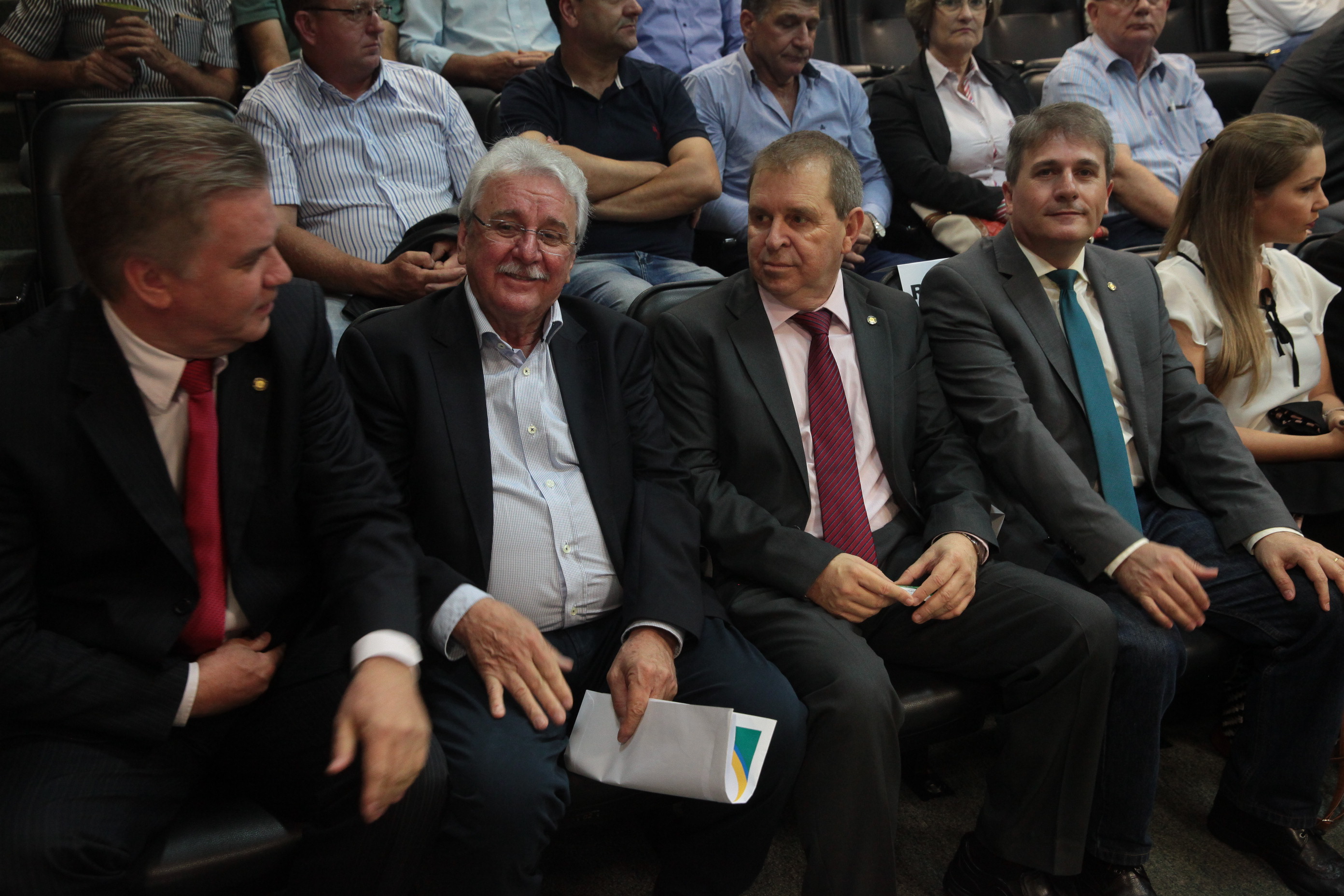 AP Dificuldades do Setor Leiteiro.