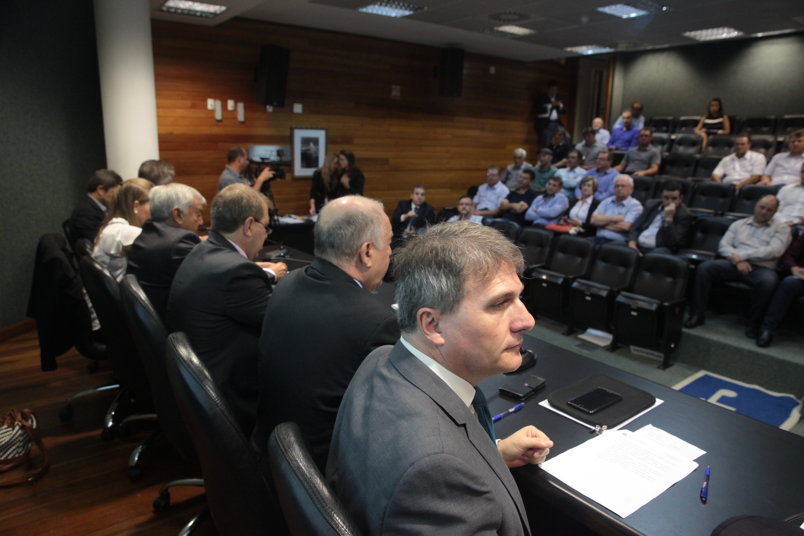 AP Dificuldades do Setor Leiteiro.