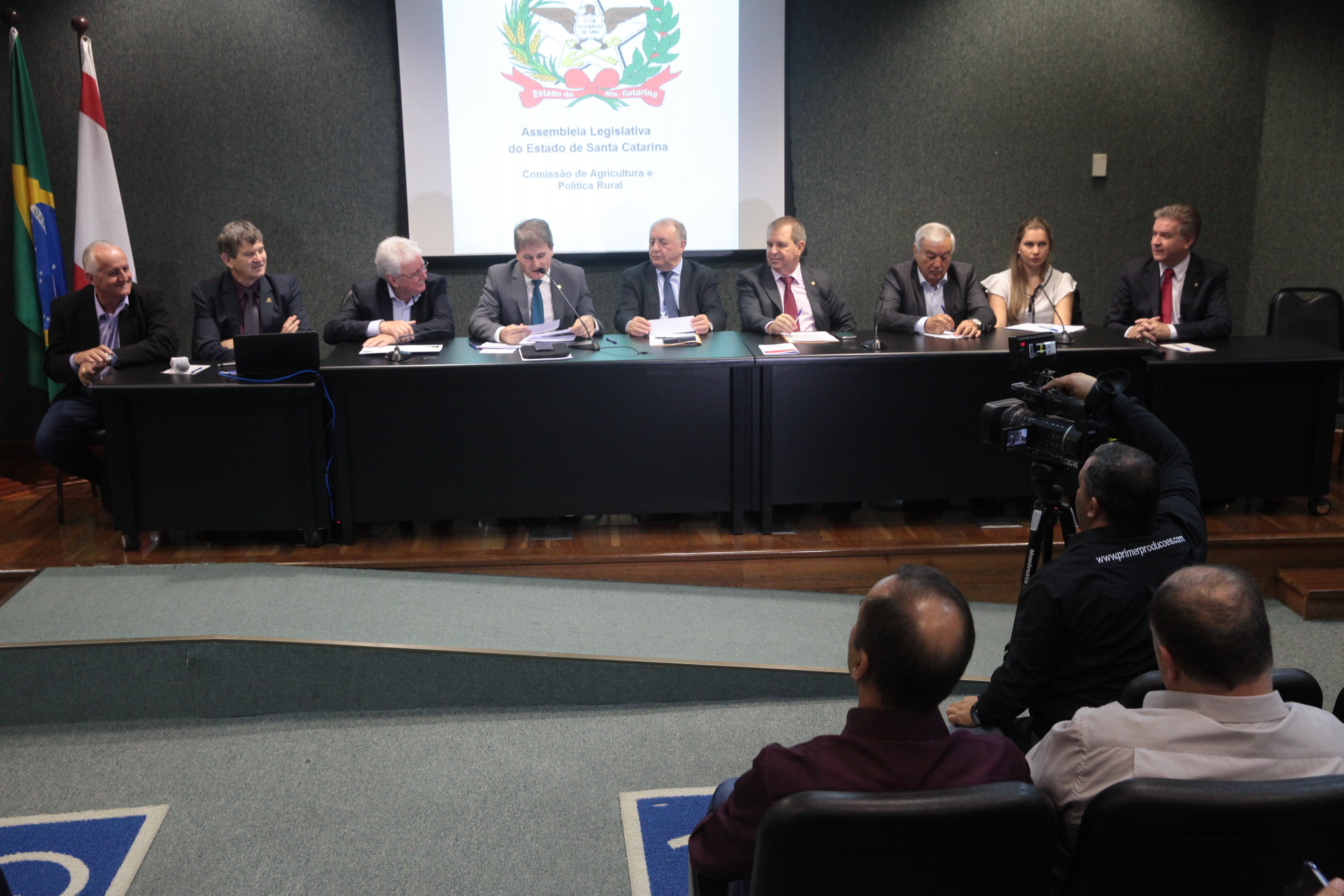 AP Dificuldades do Setor Leiteiro.