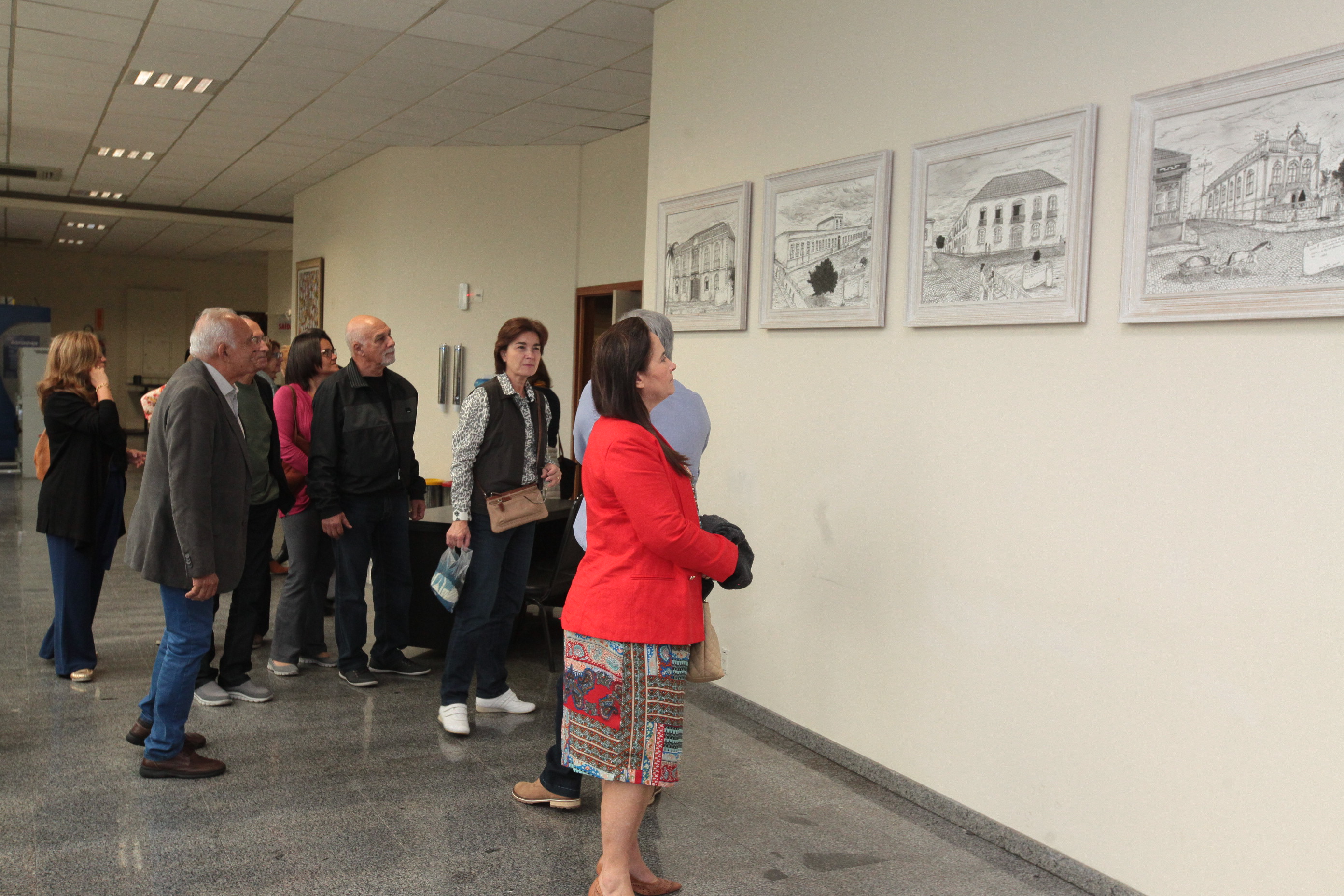 Oficiais da Marinha Visitam ALESC