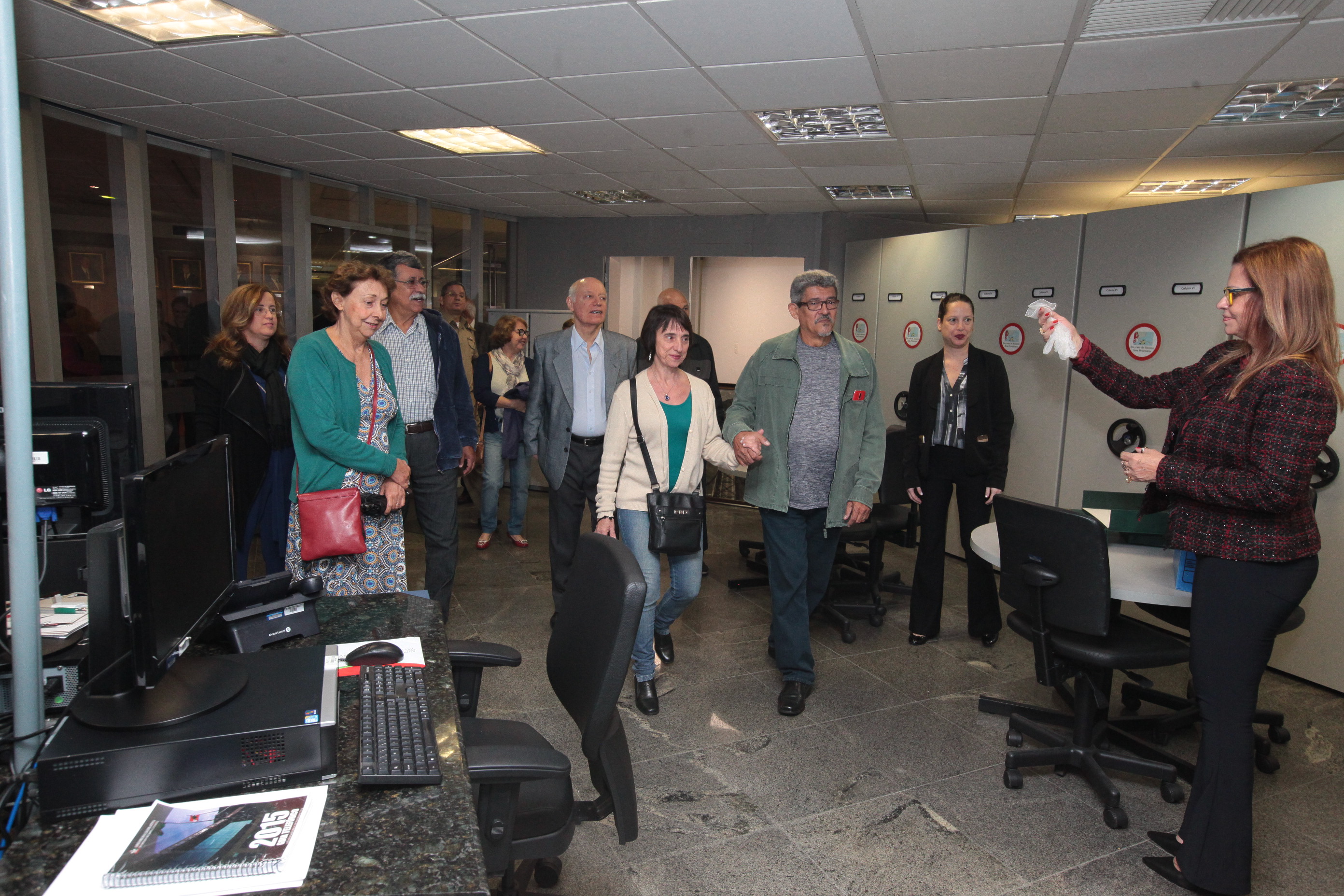Oficiais da Marinha Visitam ALESC