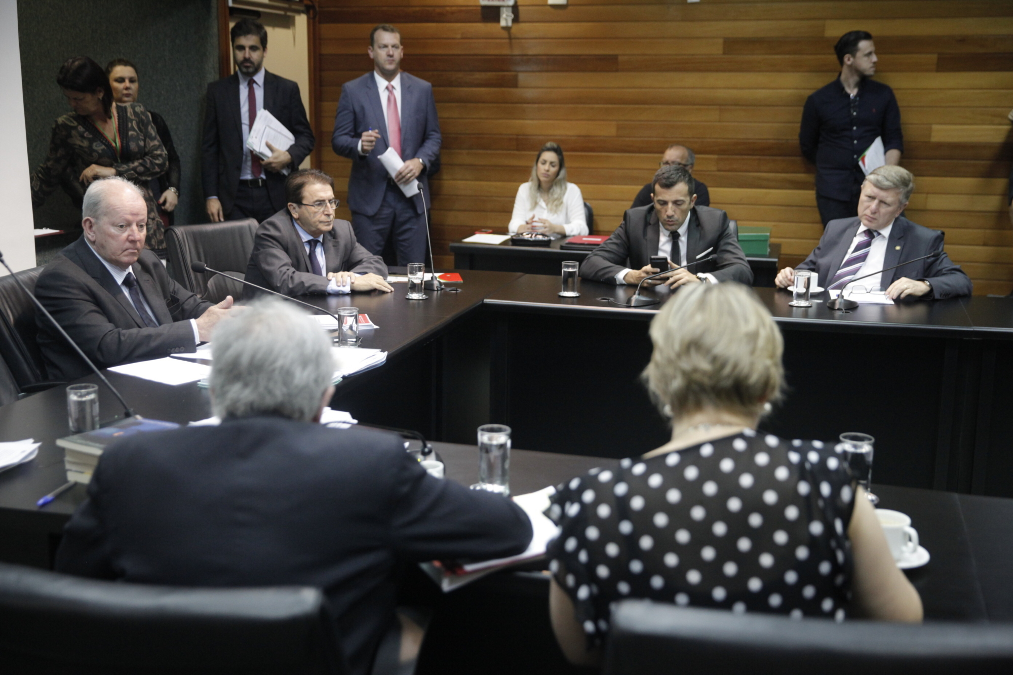 Proposta cassa cadastro de empresas envolvidas com produtos roubados
