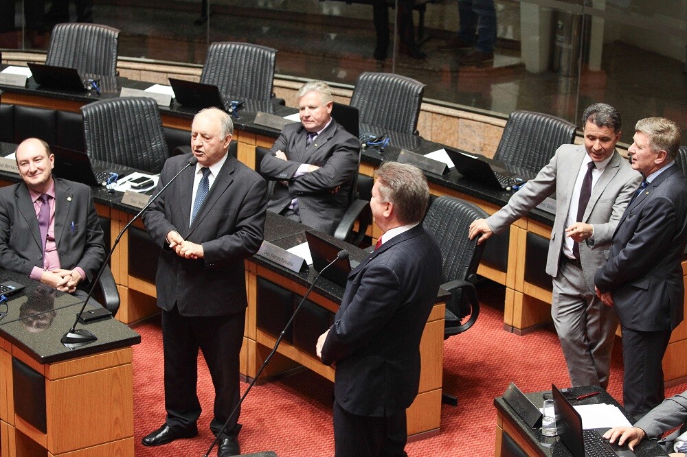 Deputados elogiam ação das forças de segurança para frear onda de ataques