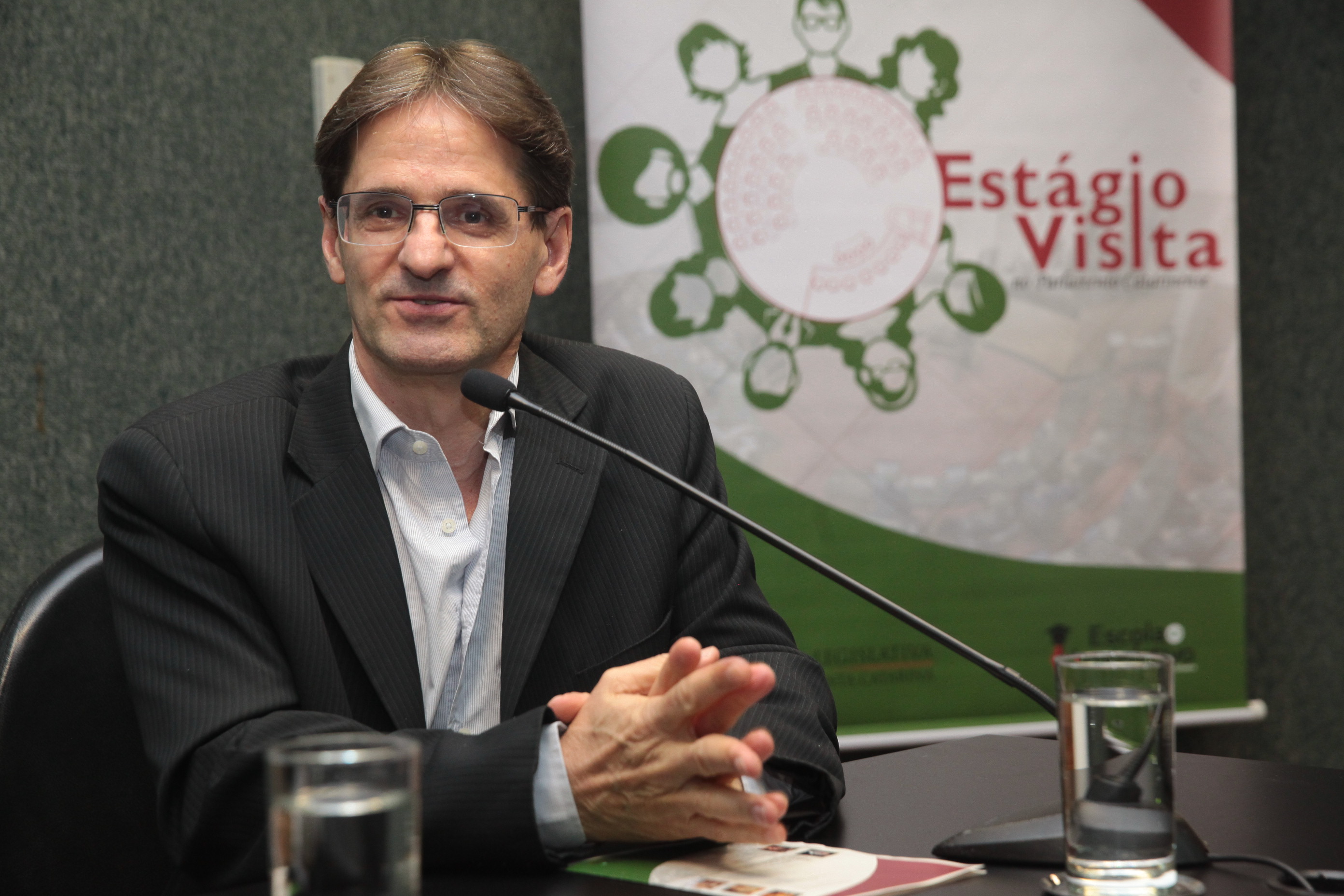 Escola do Legislativo Promove Estágio Visita ao Parlamento Catarinense.