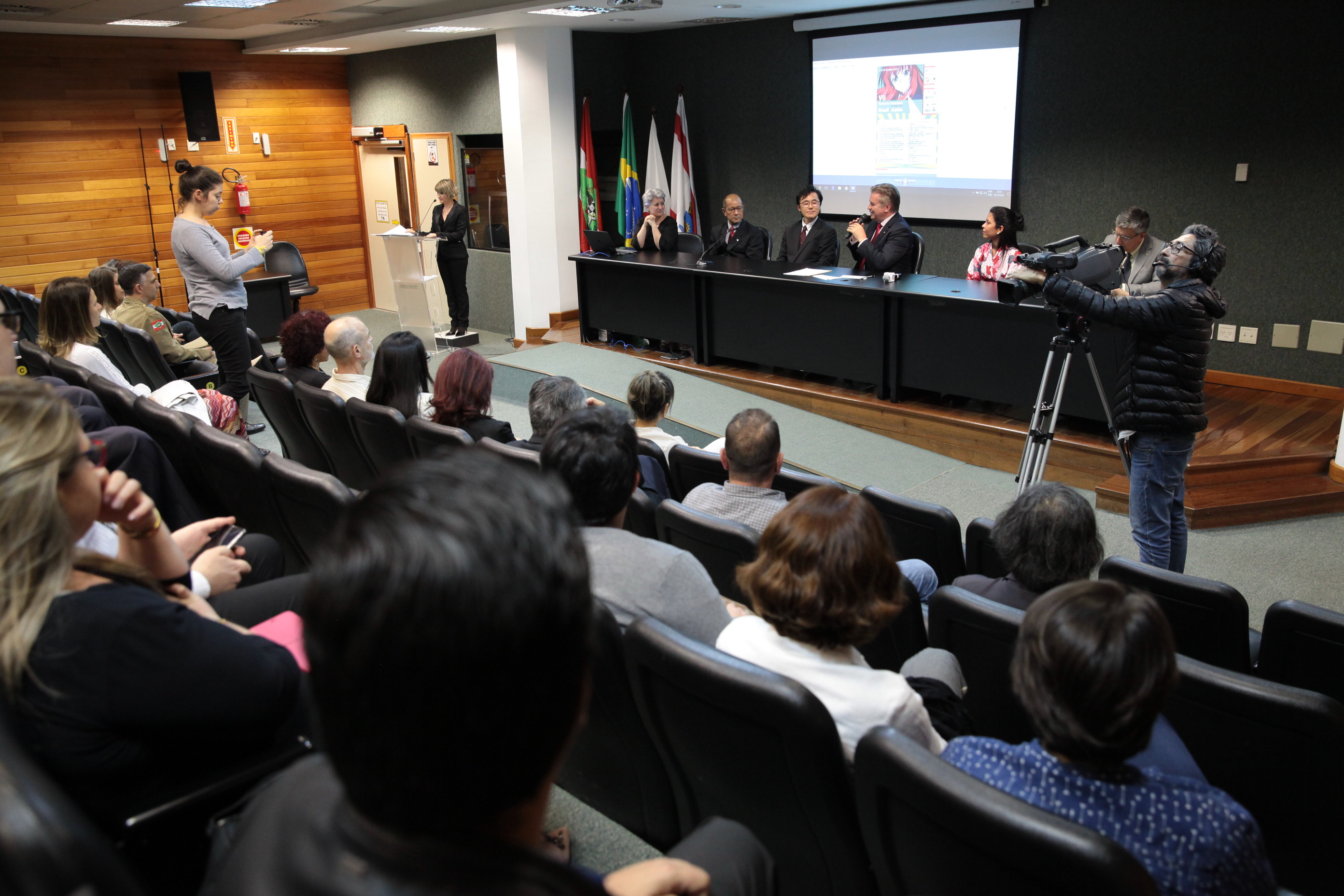 Cerimônia de abertura da VII Semana Estadual da Amizade Brasil-Japão.