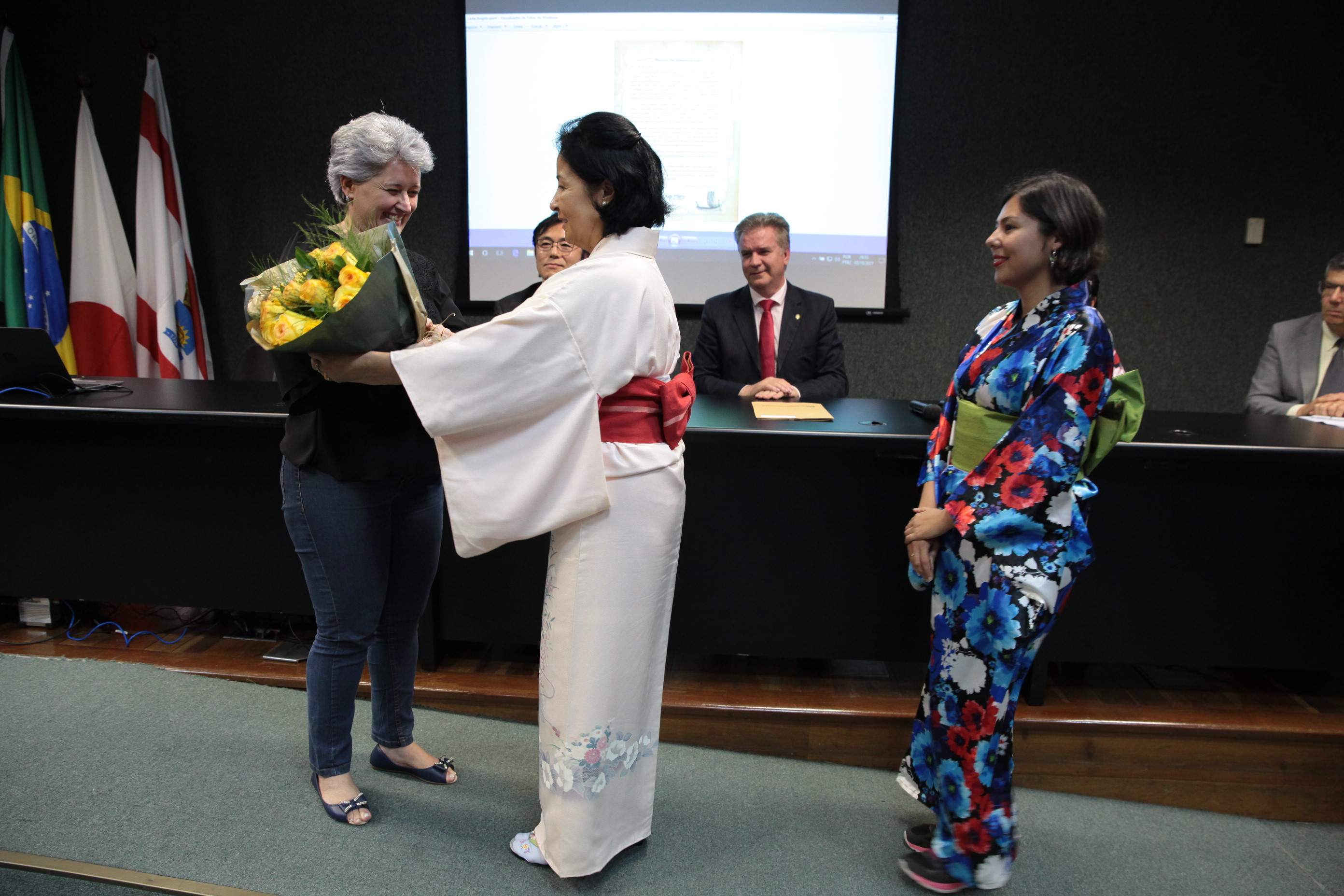Cerimônia de abertura da VII Semana Estadual da Amizade Brasil-Japão.