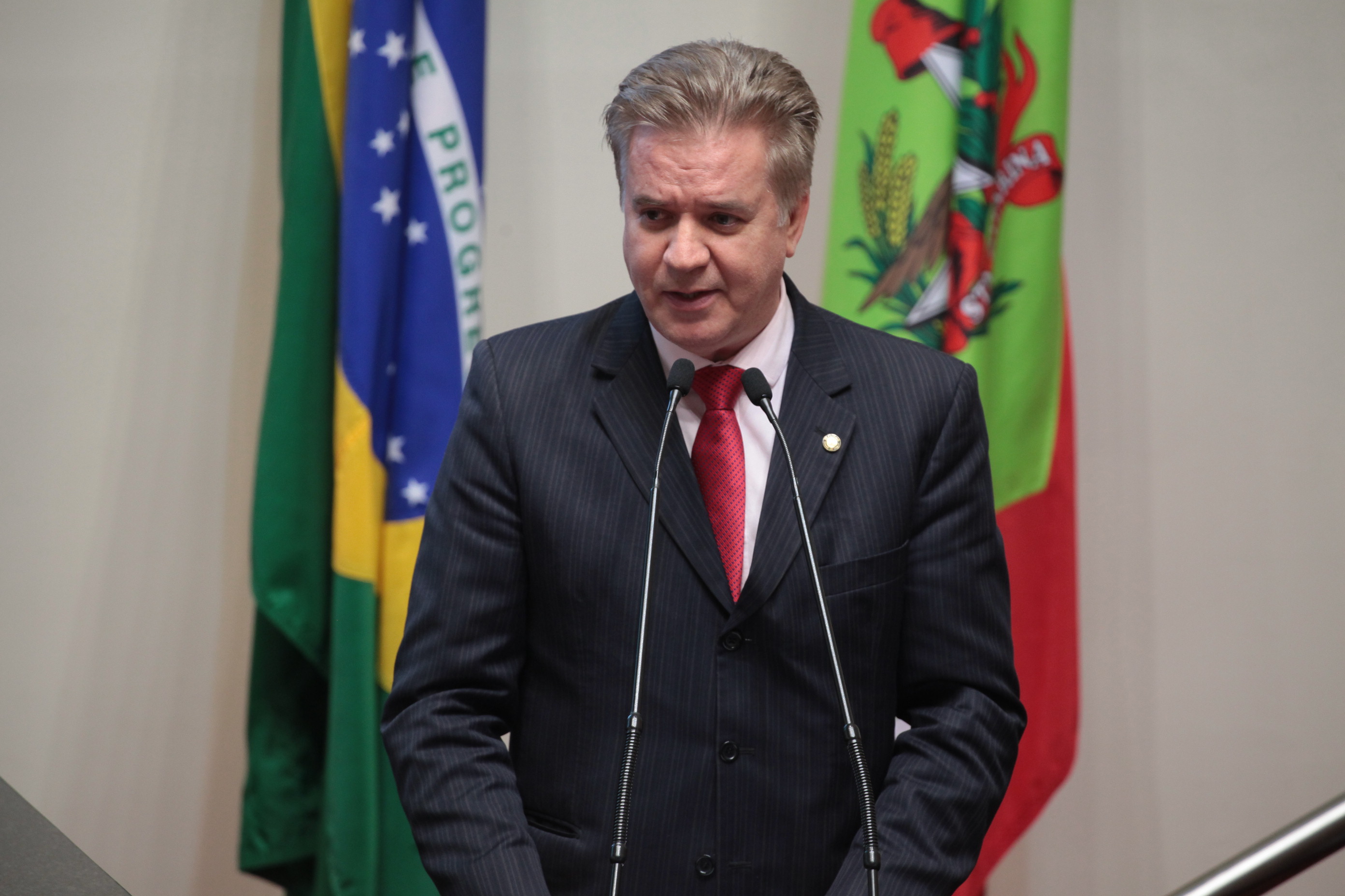 Deputado César Valduga (PCdoB). Sessão Ordinária.