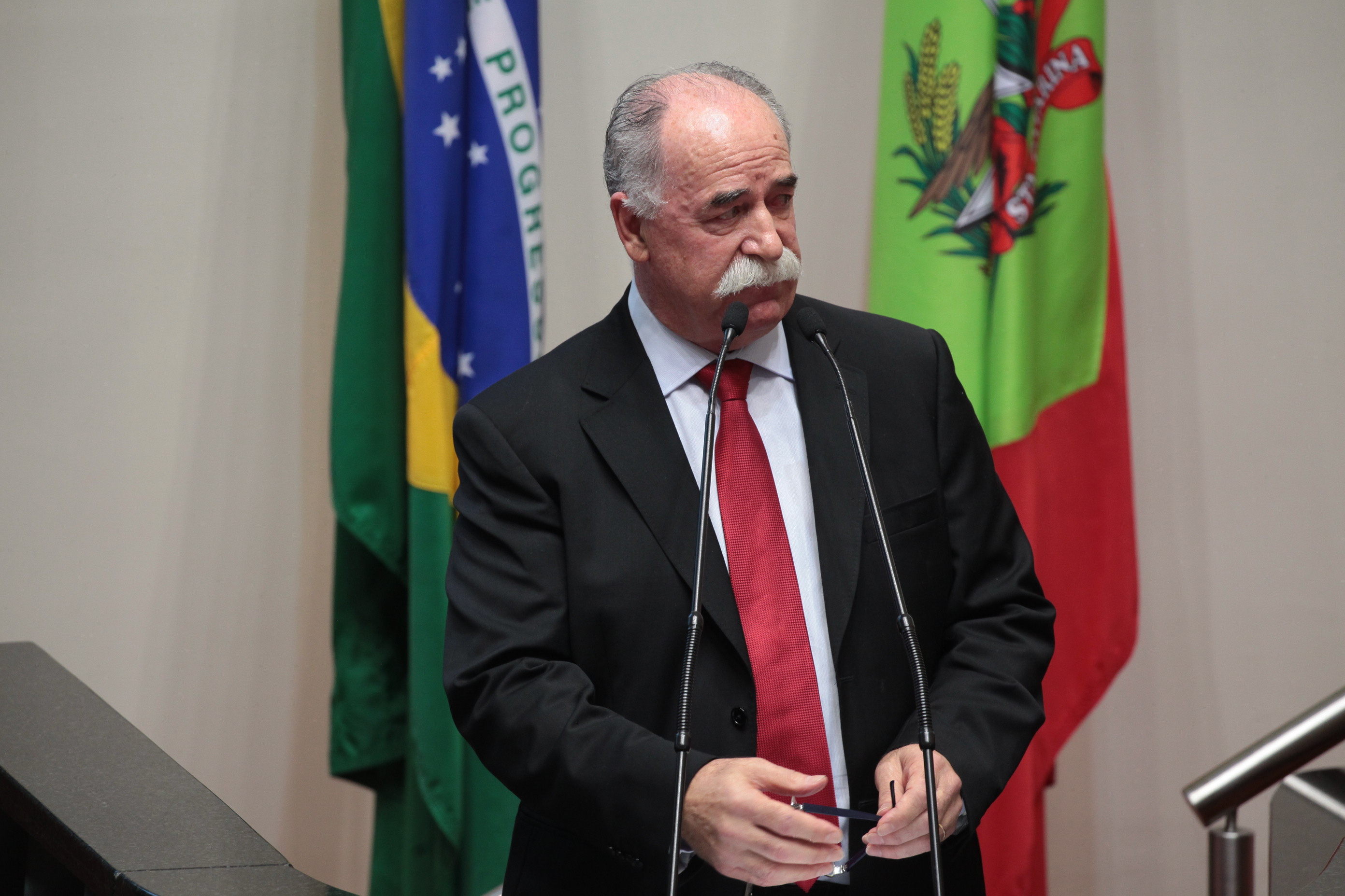 Deputado Romildo Titon (PMDB)