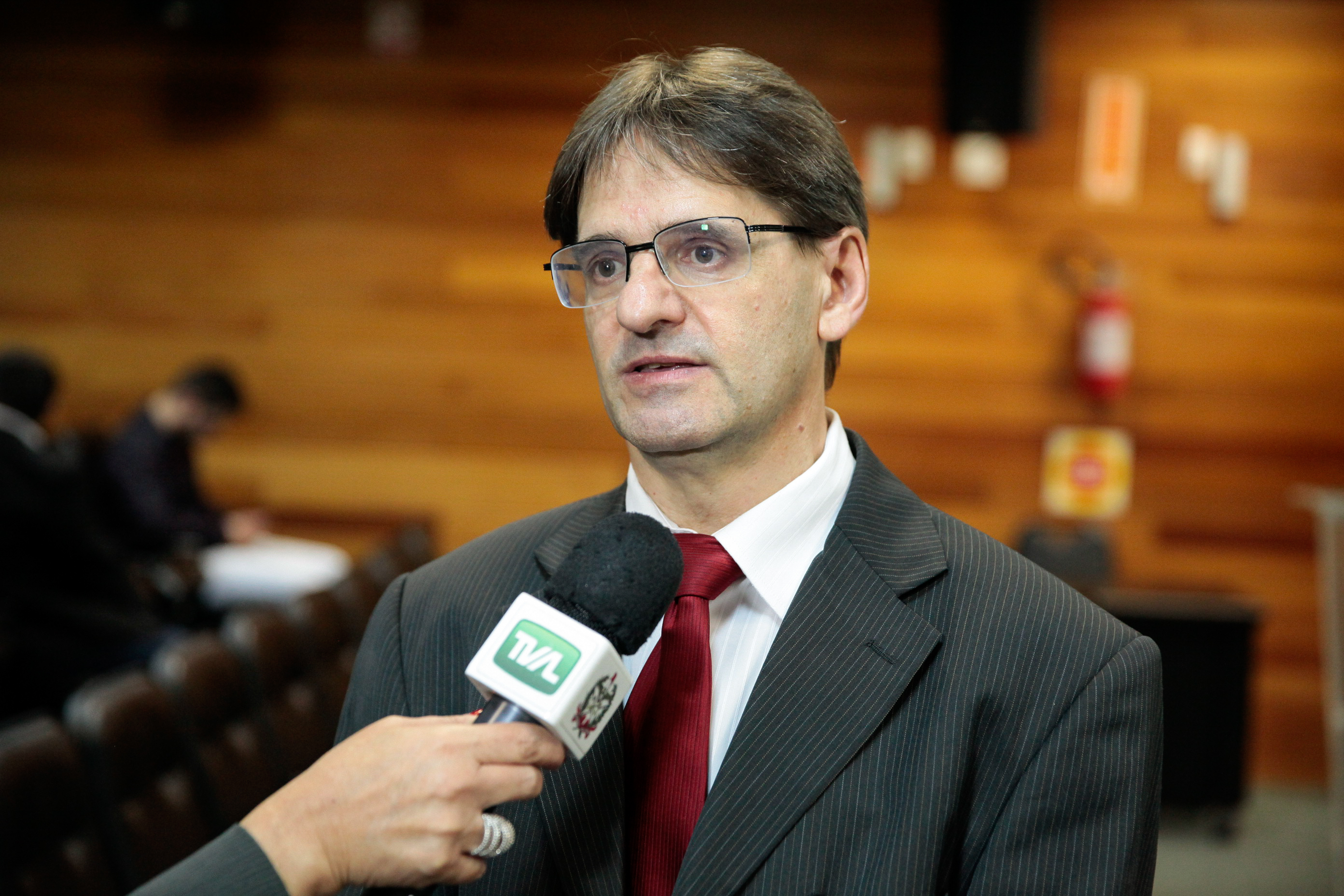Deputado Neodi Saretta (PT). Mesa Redonda com Deputados Estaduais - Estágio Visita.